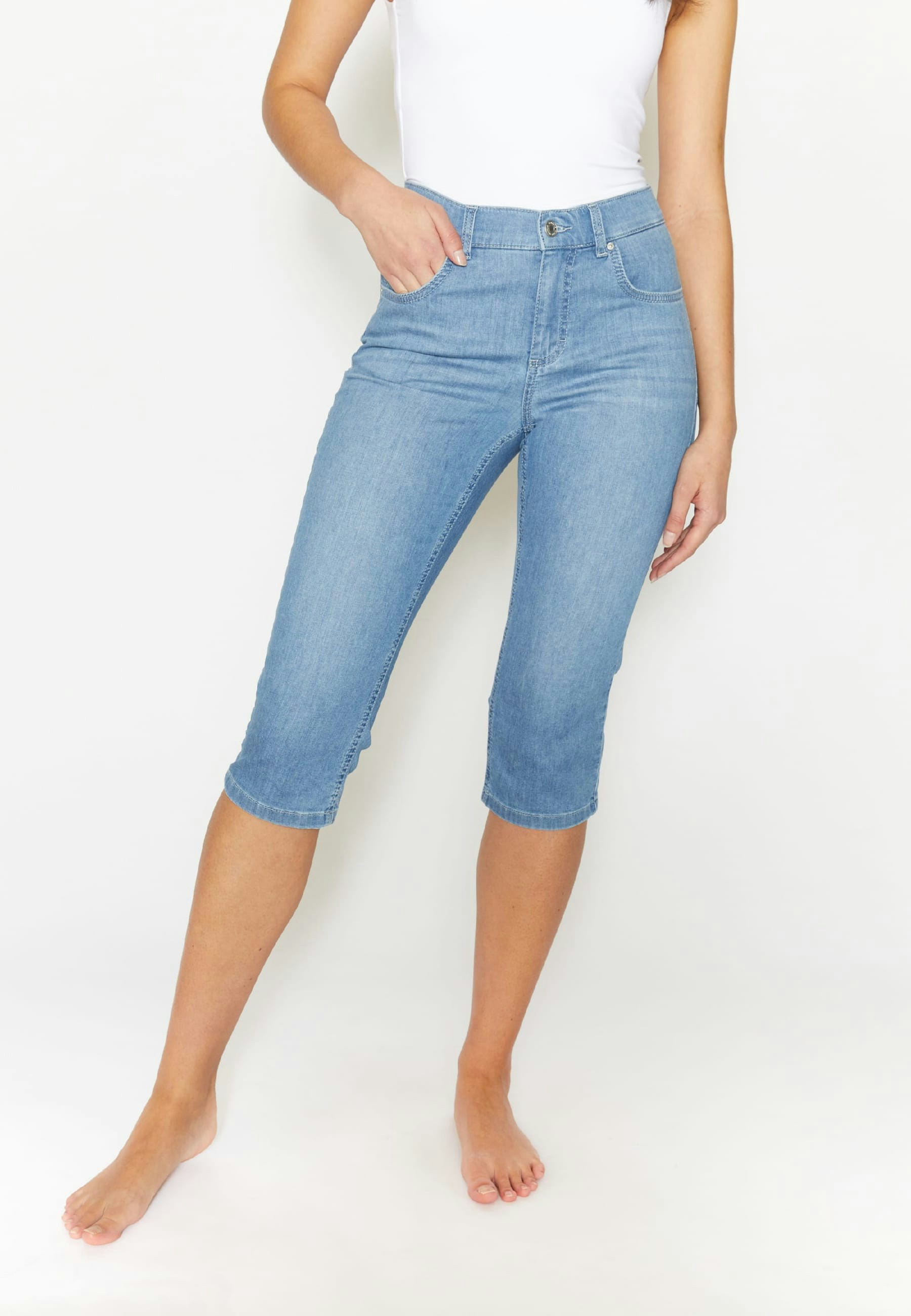 Angel on sale jeans capris