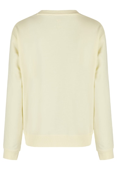 Sweater in solid pastel color