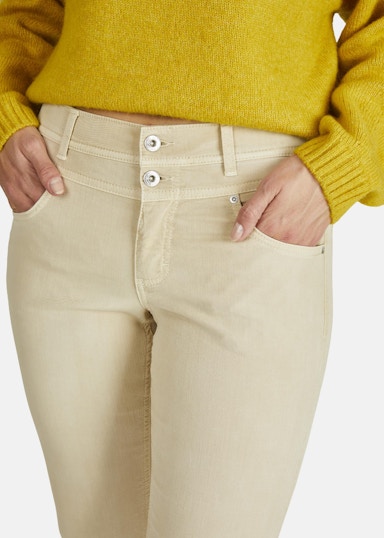 Jeans Ornella Button mit unifarbenem Stoff