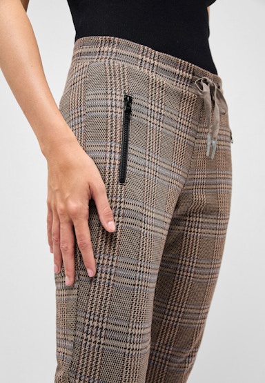 Pants Louisa Shape Zip with decorative zippers