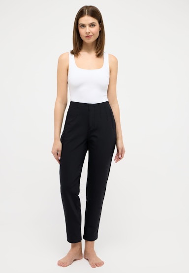 Business-Hose Holly Crop Chic