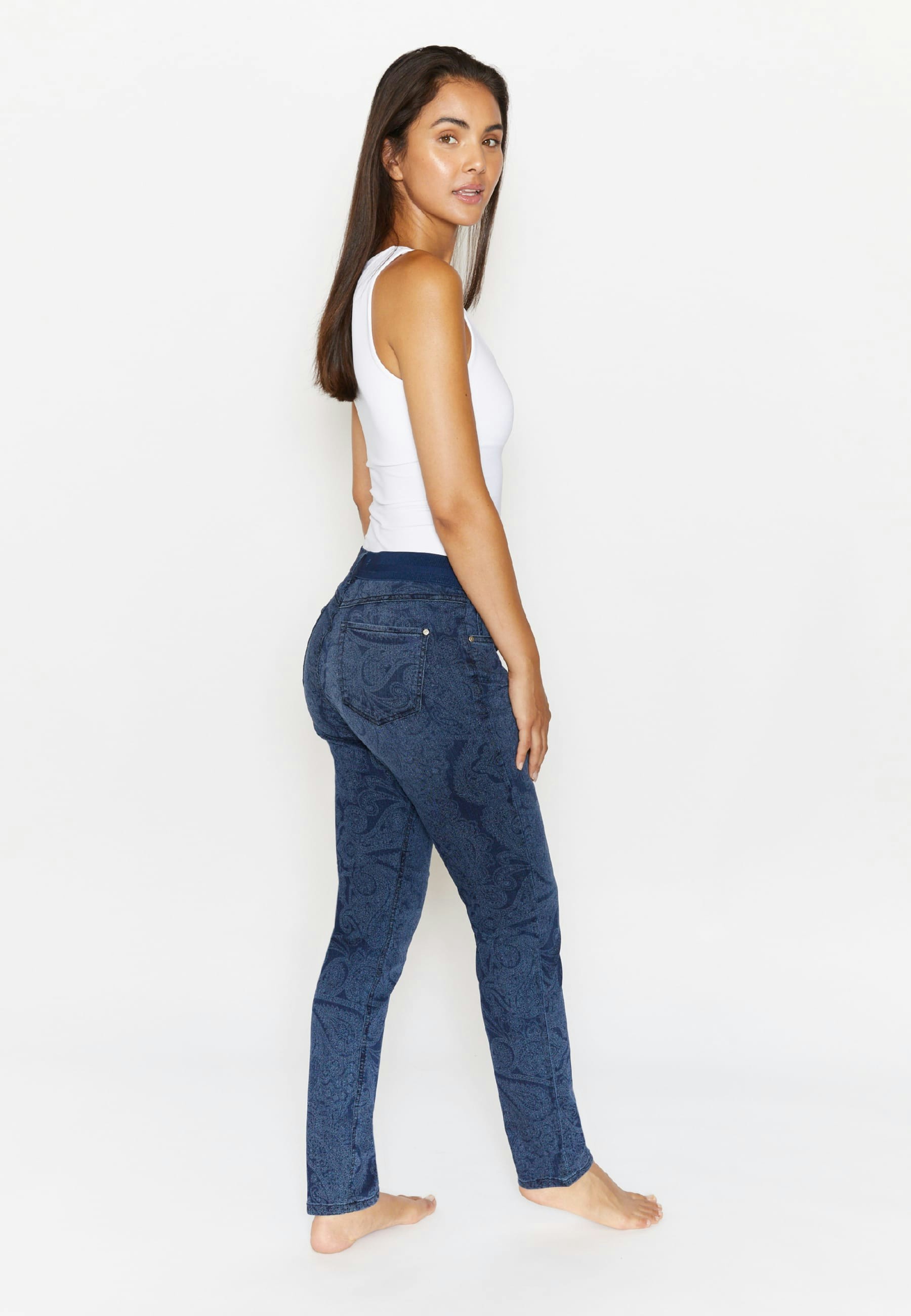 Jeans One Size with paisley pattern