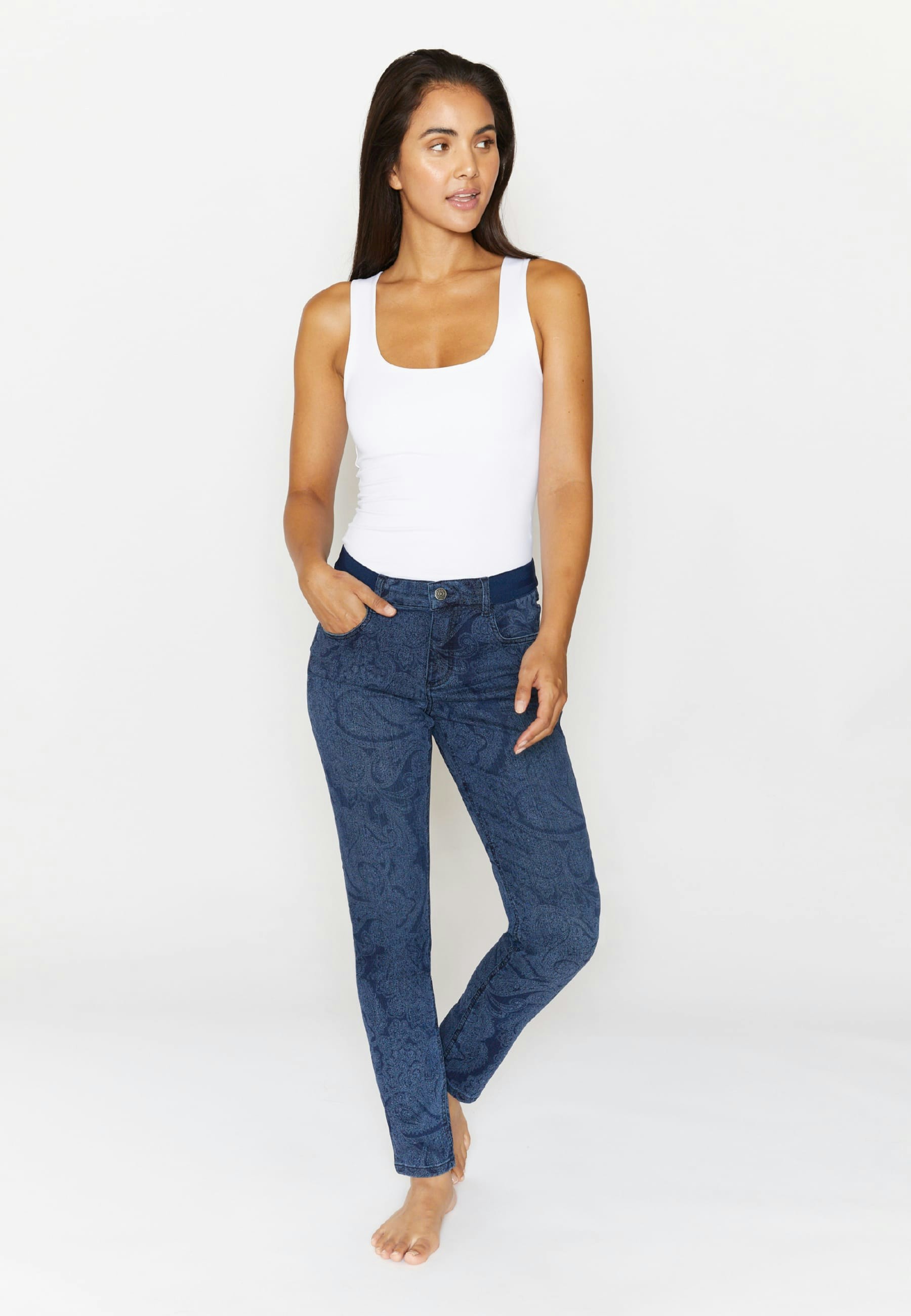 Jeans One Size with paisley pattern