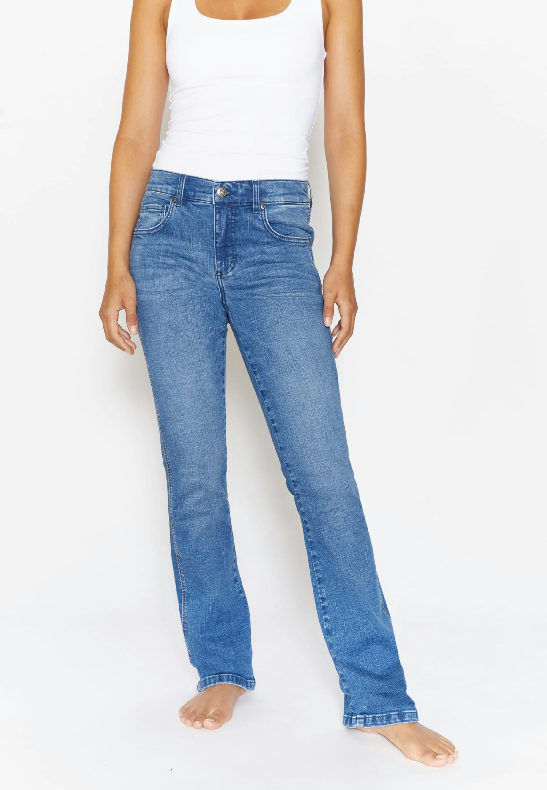 Schlagjeans Leni mit Logo-Applikation