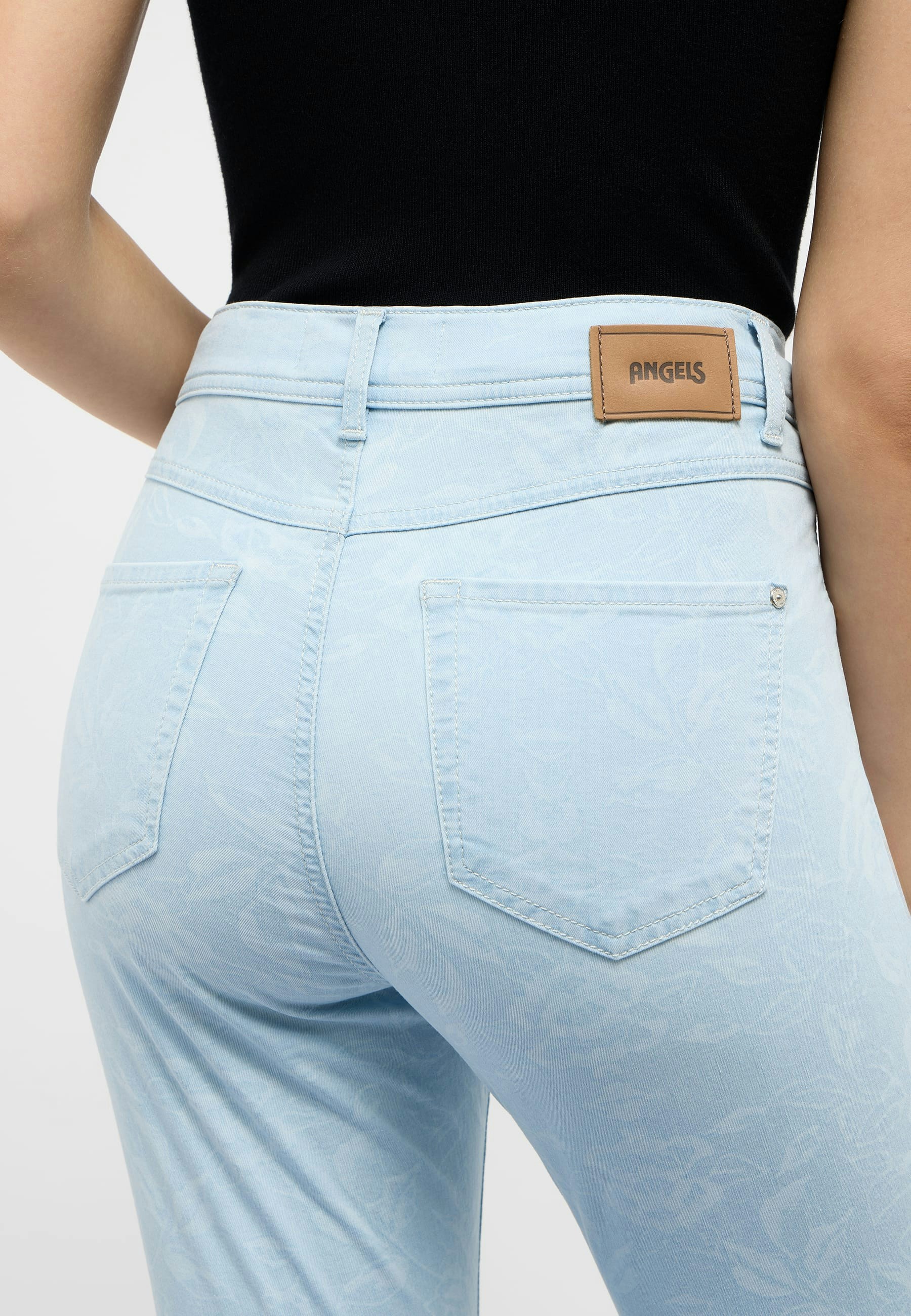 Jeans Ornella mit Laser Print