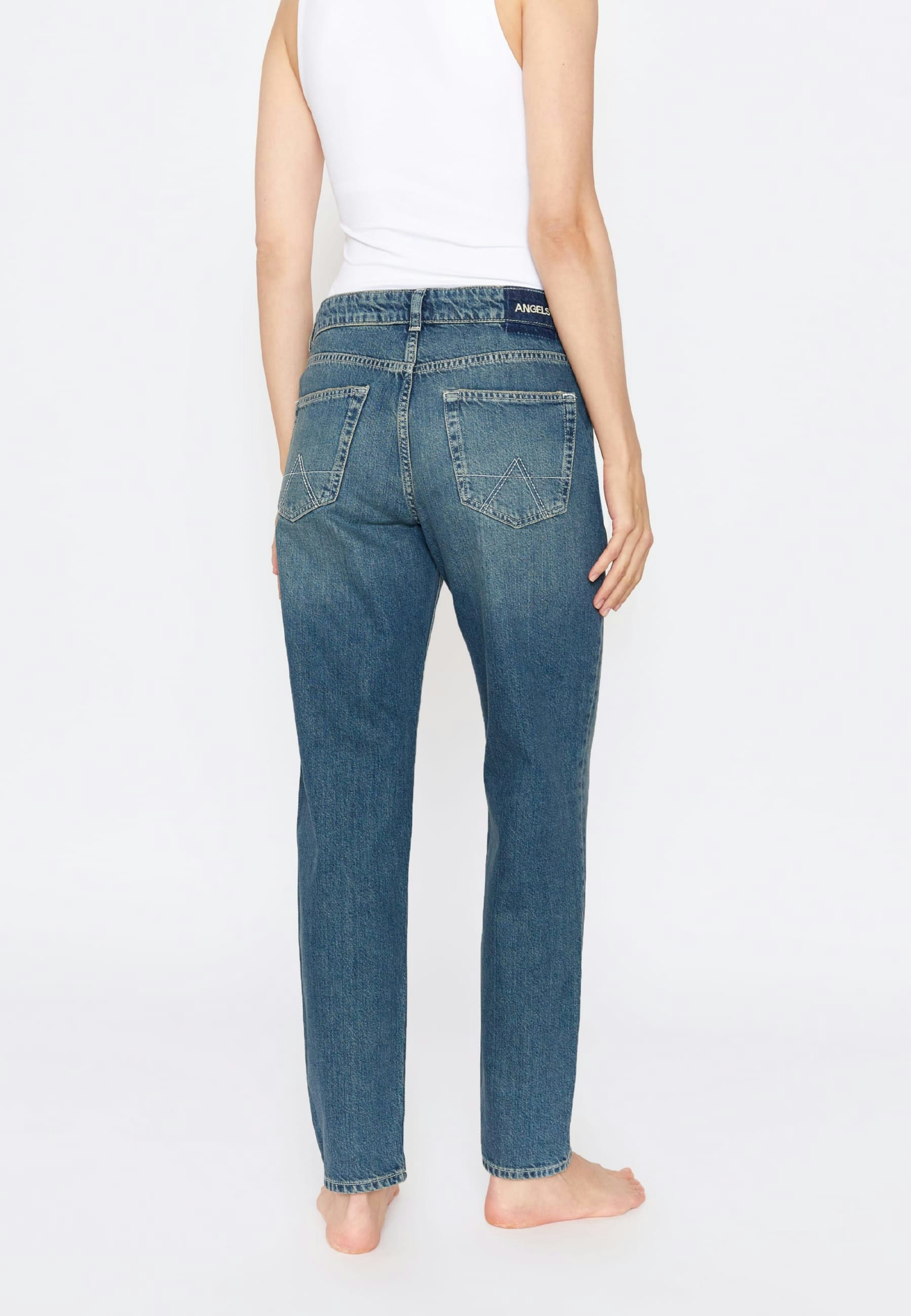 Boyfriend jeans in relaxed fit