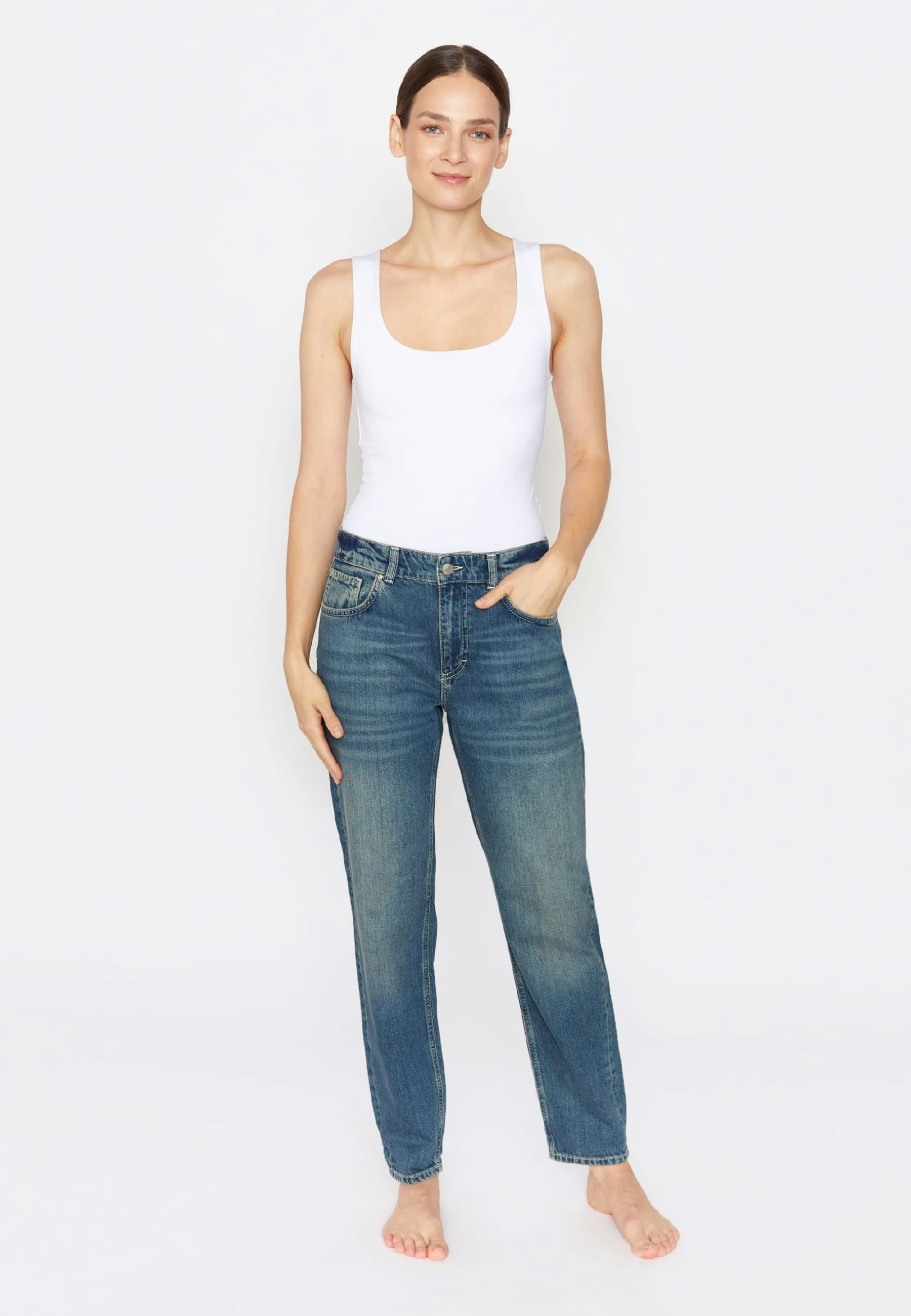 Boyfriend jeans in relaxed fit