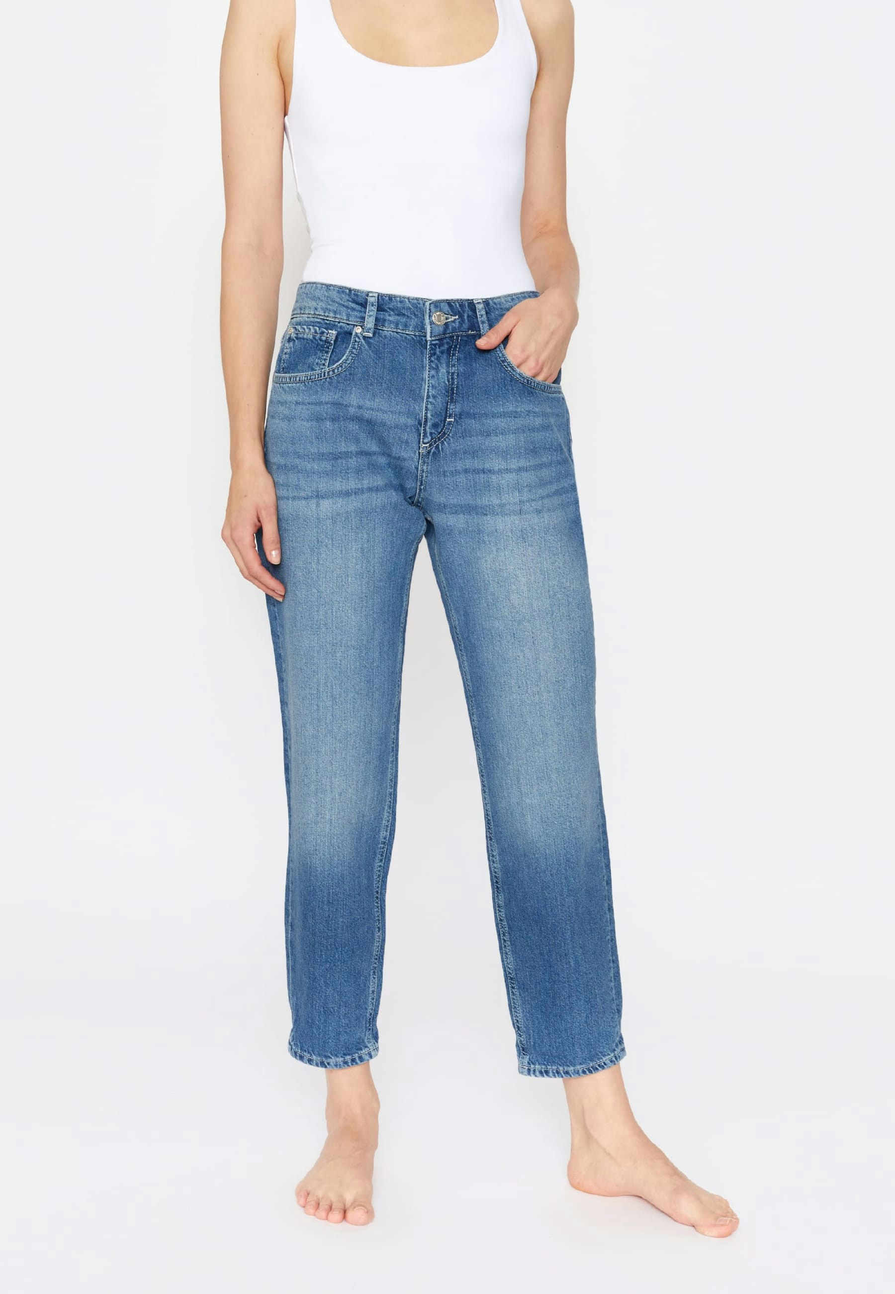 Boyfriend jeans in relaxed fit