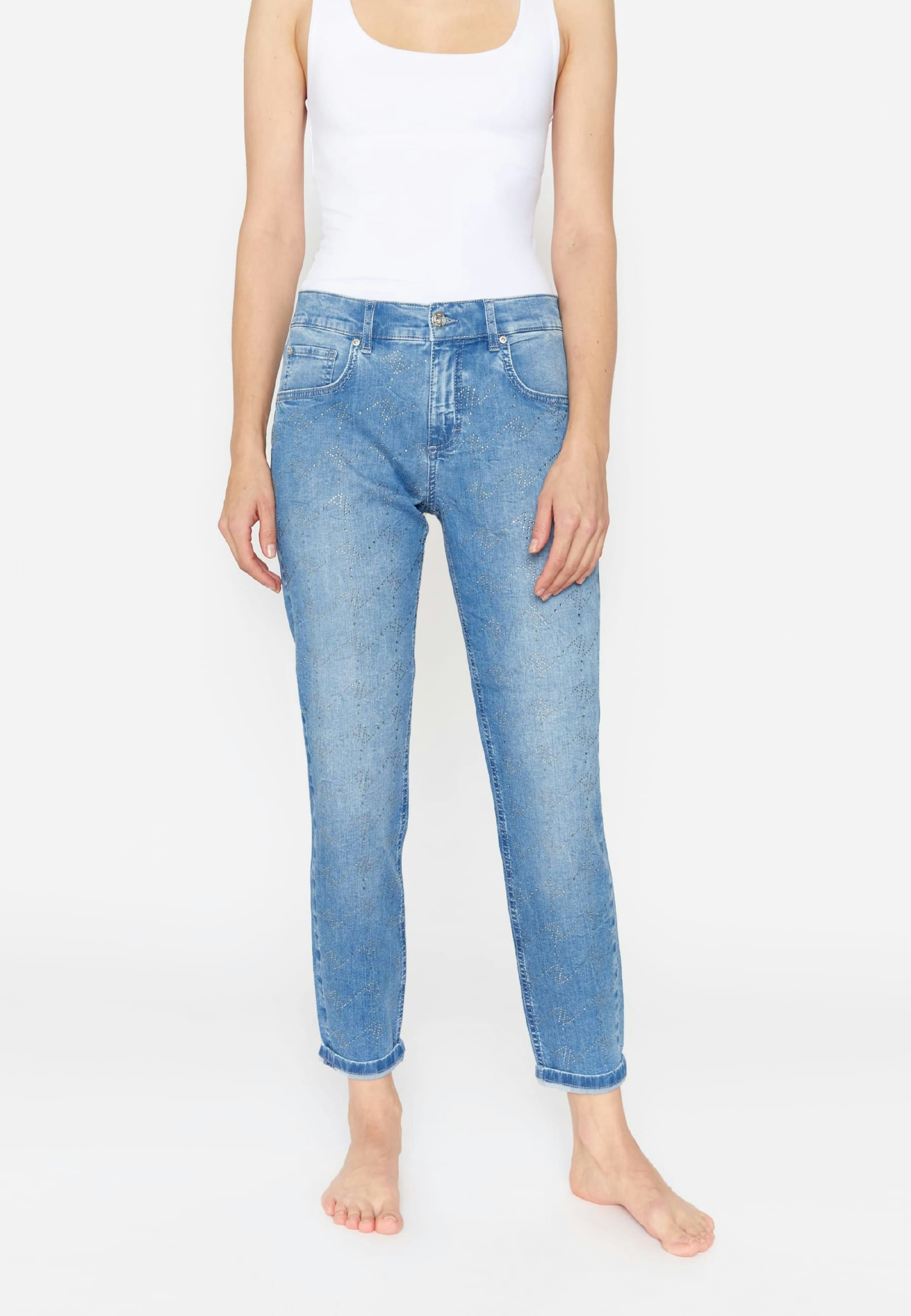 Boyfriend Jeans with rhinestones