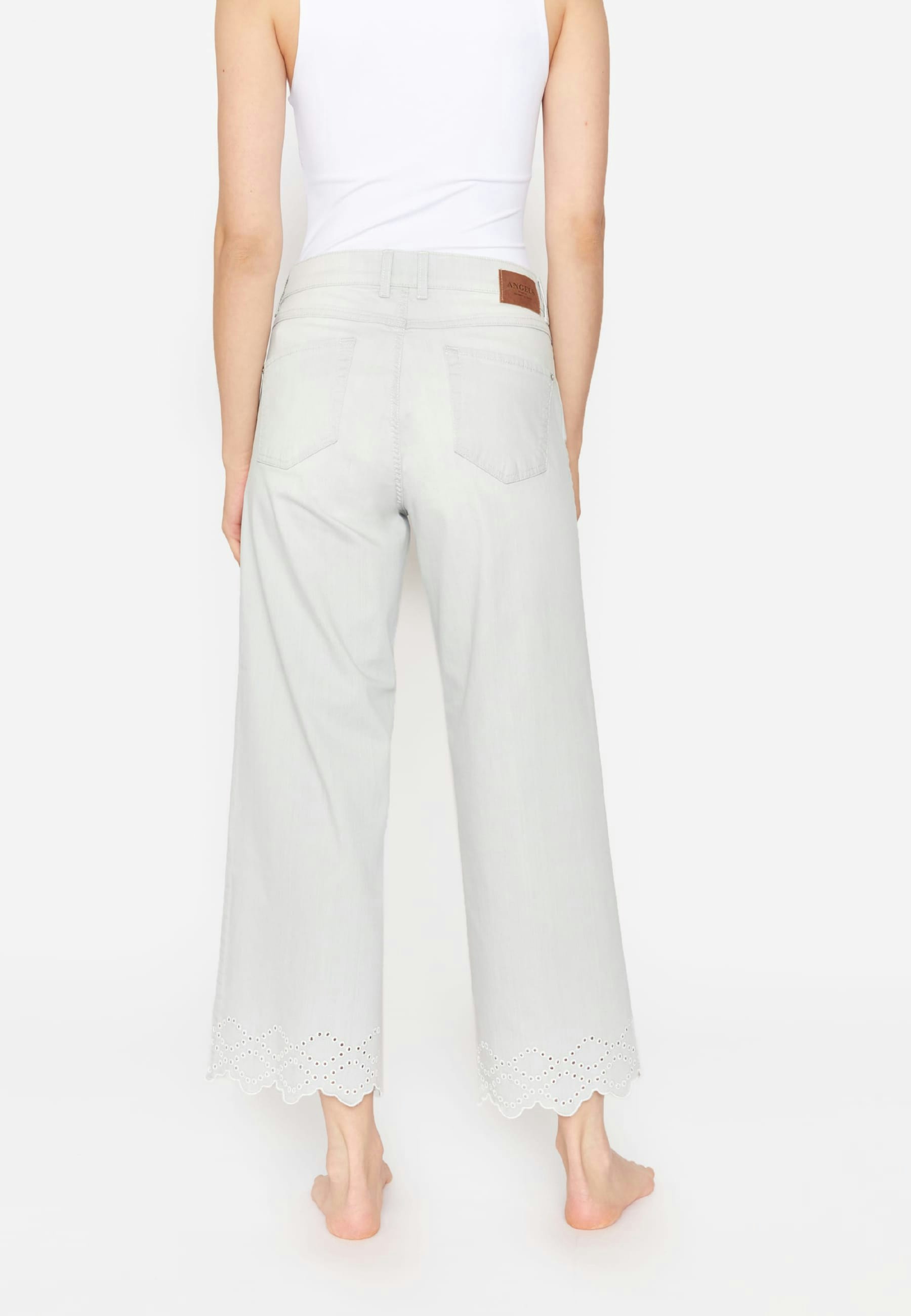 Culotte Linn Stitch mit Stickereien