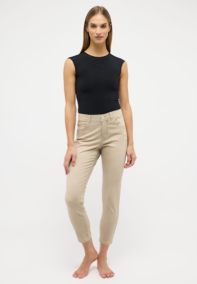 Jeans Ornella mit Used-Waschung