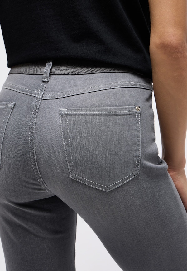 Jeans Cici Sporty mit Stretch-Bund