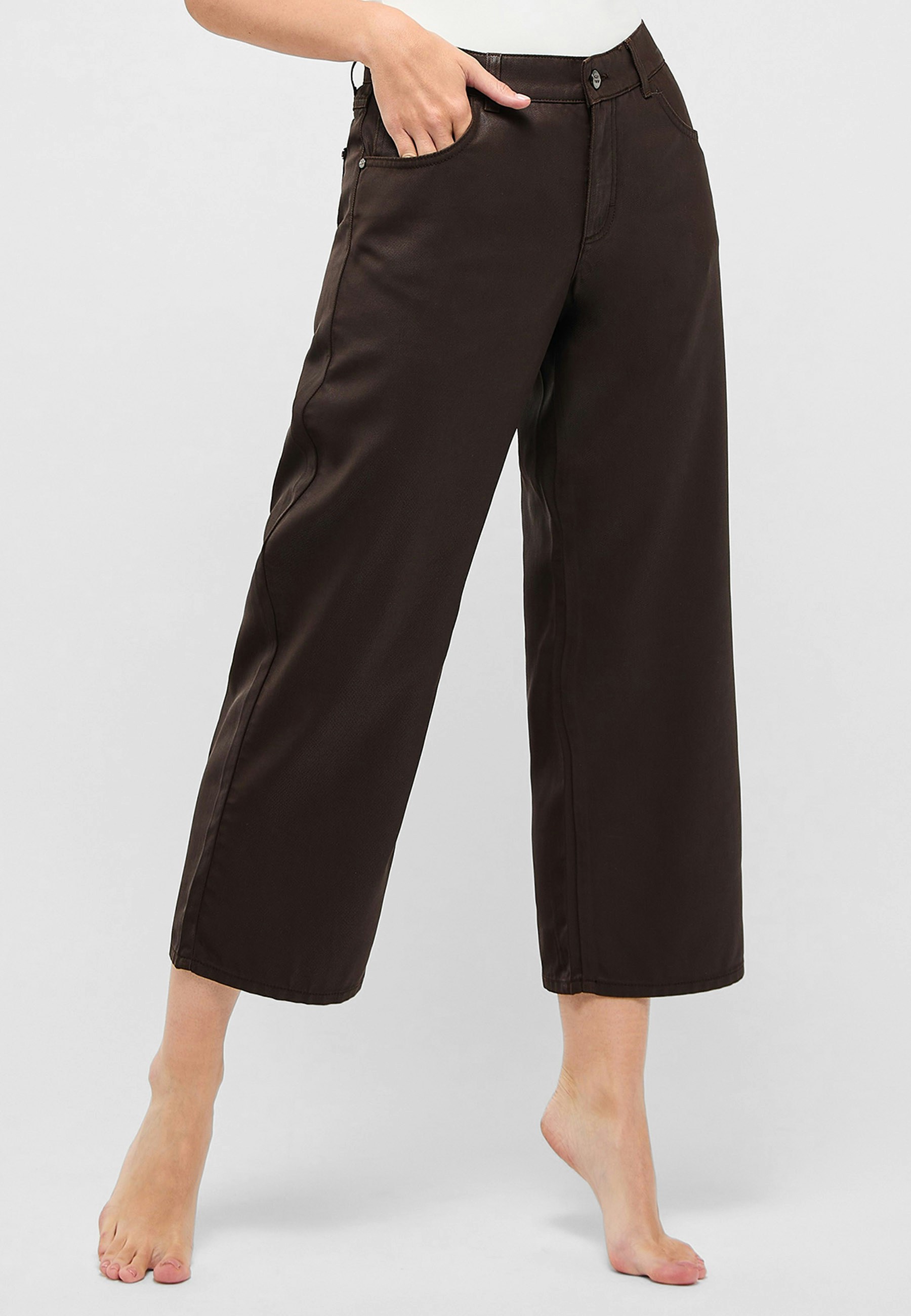 Pants Linn with smooth coating