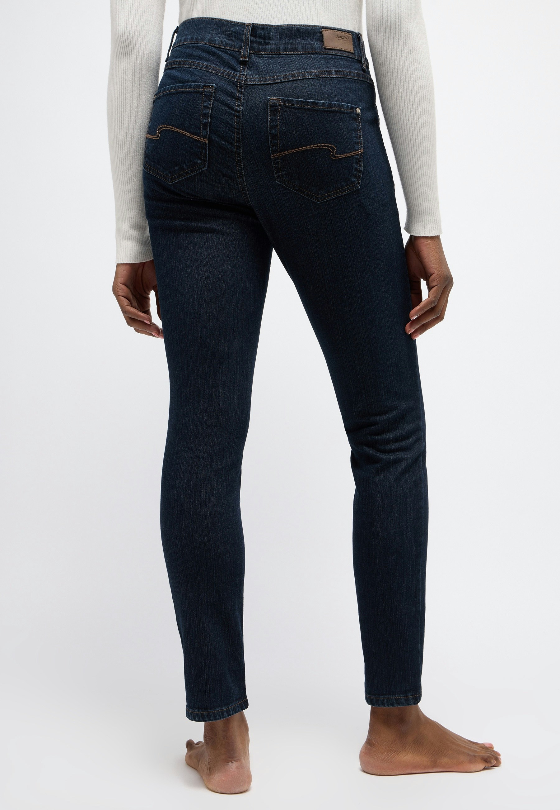 Skinny Jeans with sporty denim