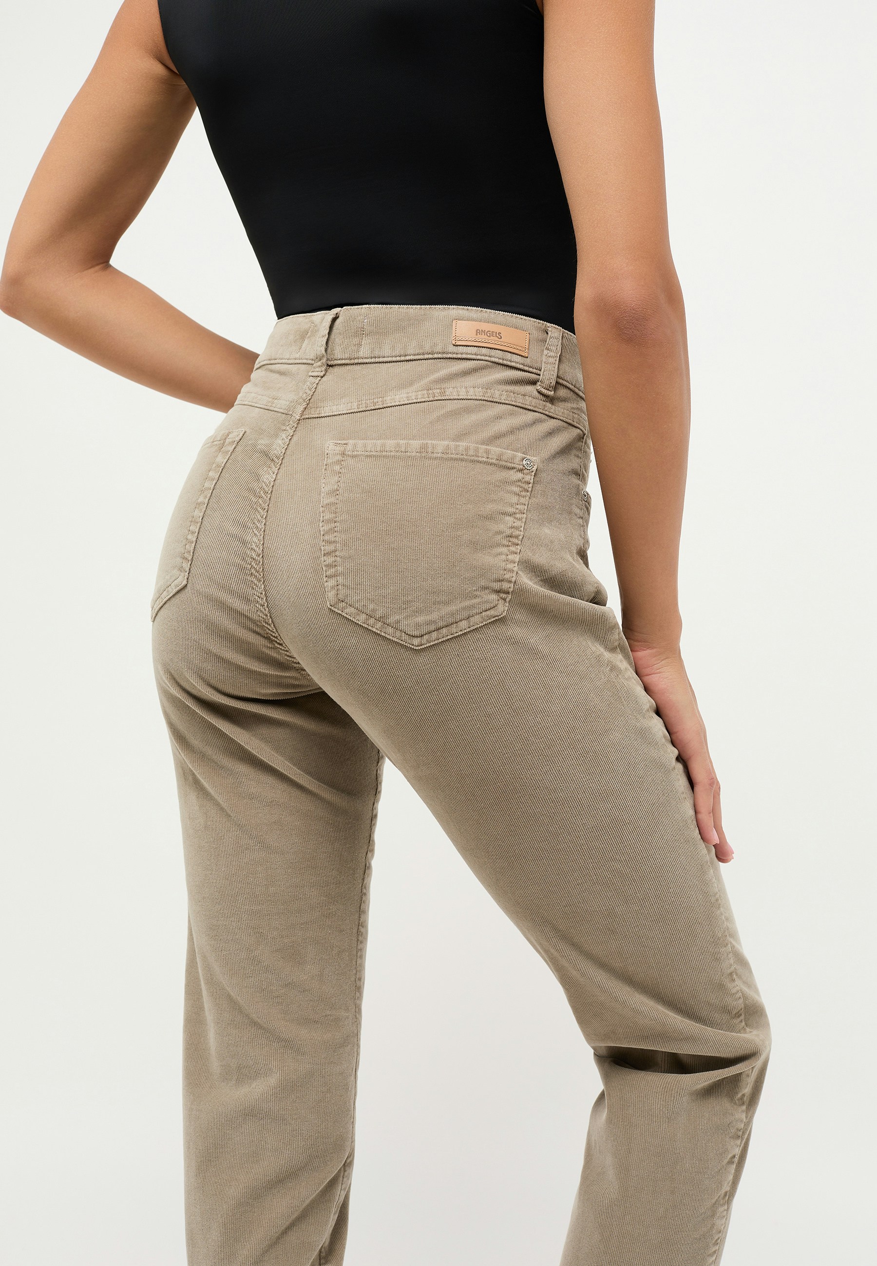 Jeans Cici in Coloured Cord