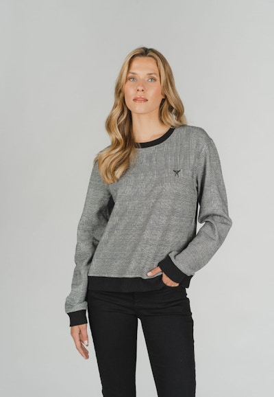 Sweater with fashionable pattern