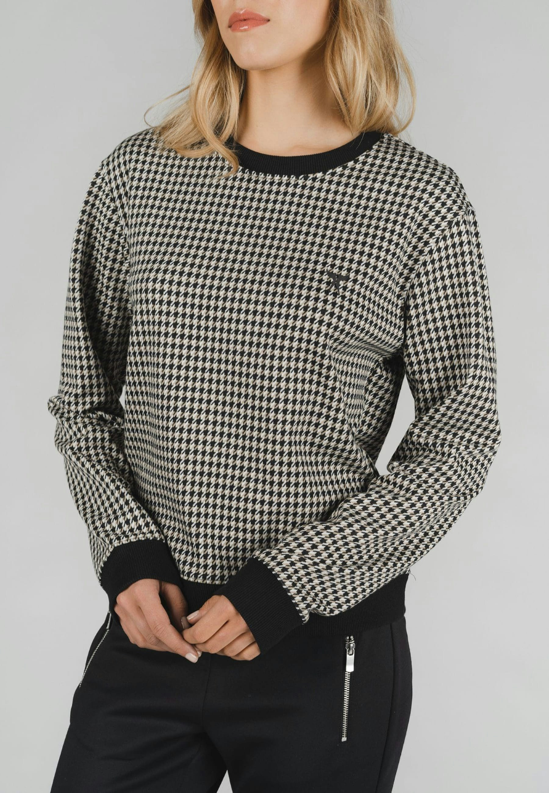 Sweater mit modischem Muster