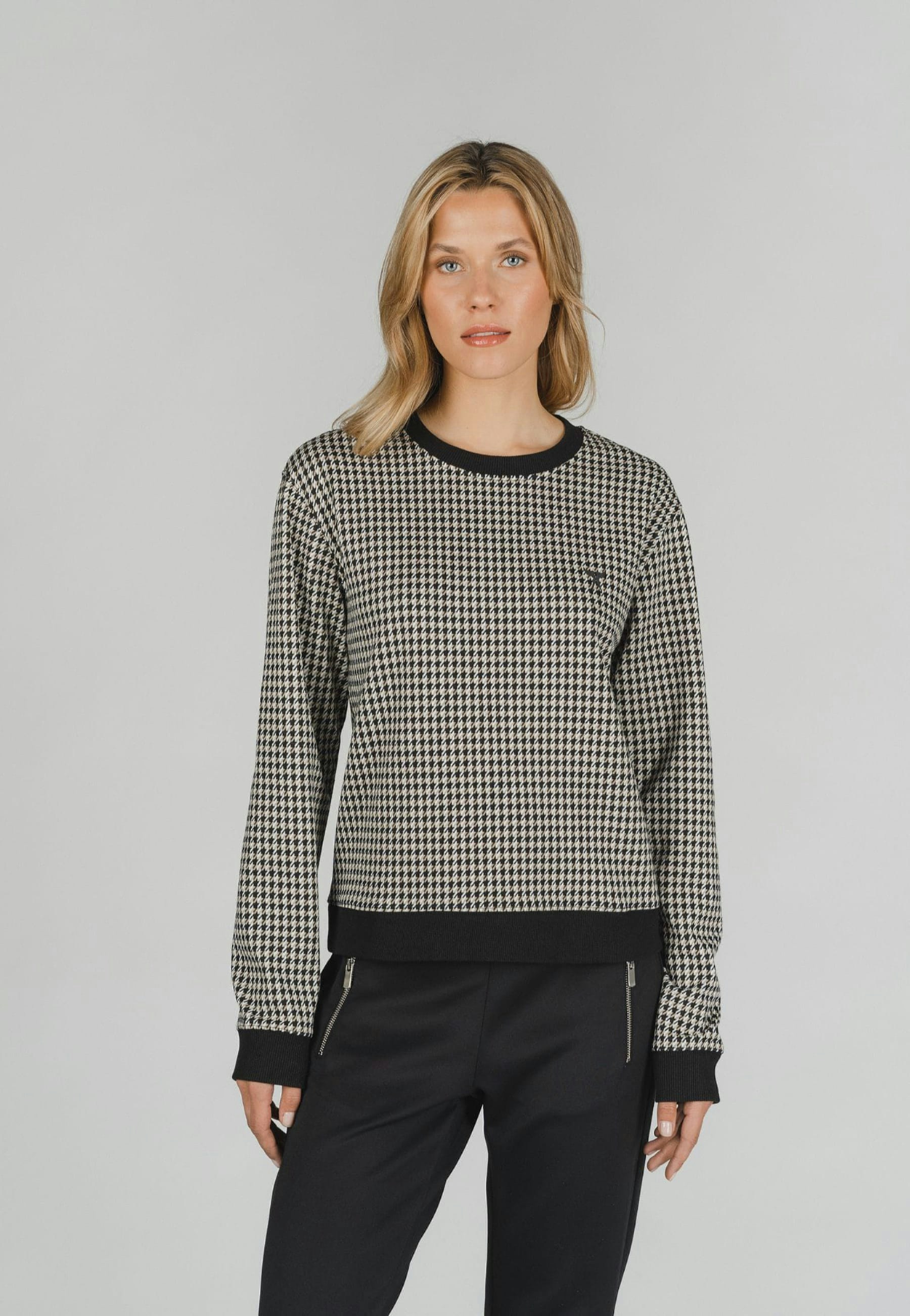 Sweater mit modischem Muster