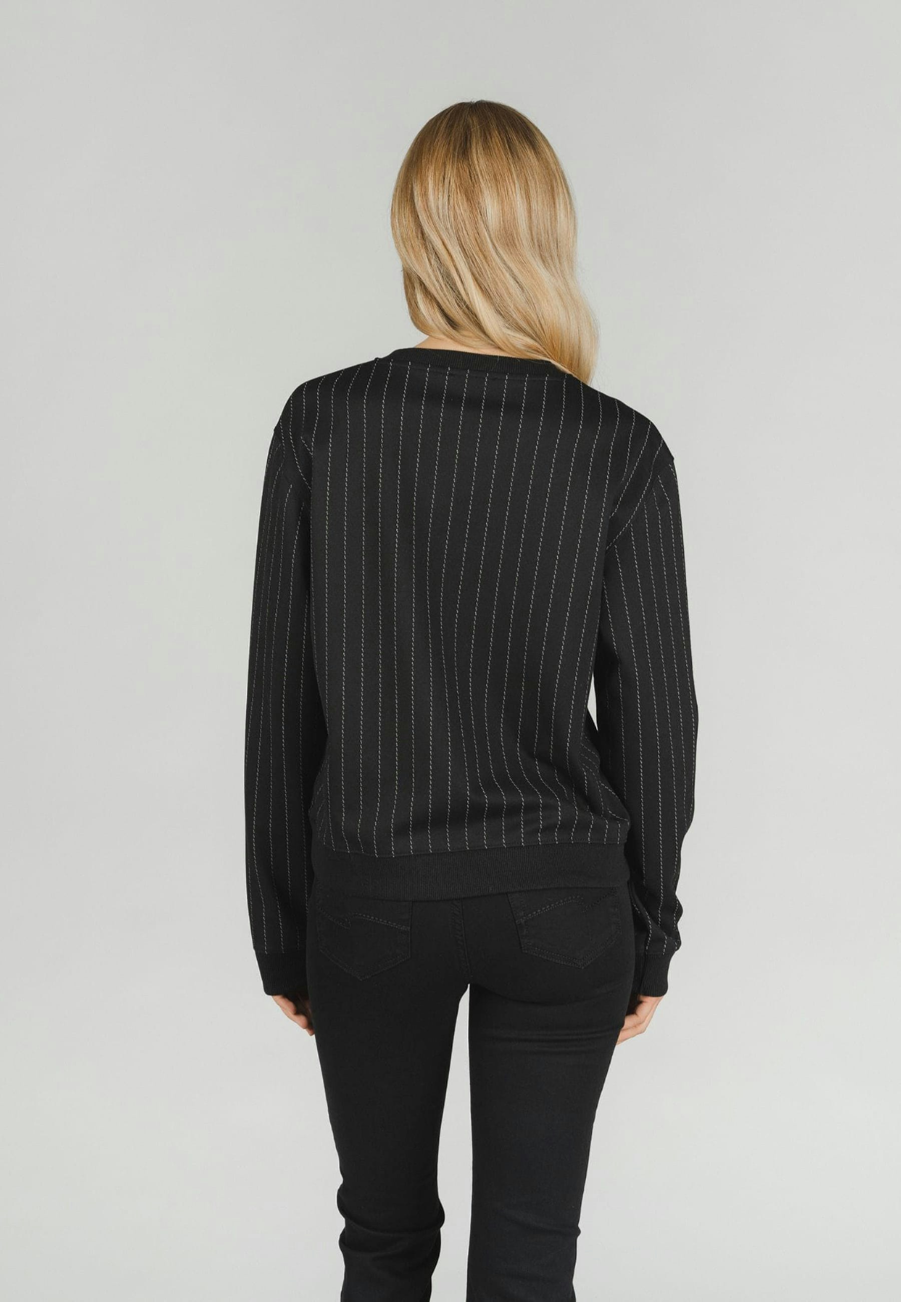 Sweater mit modischem Muster