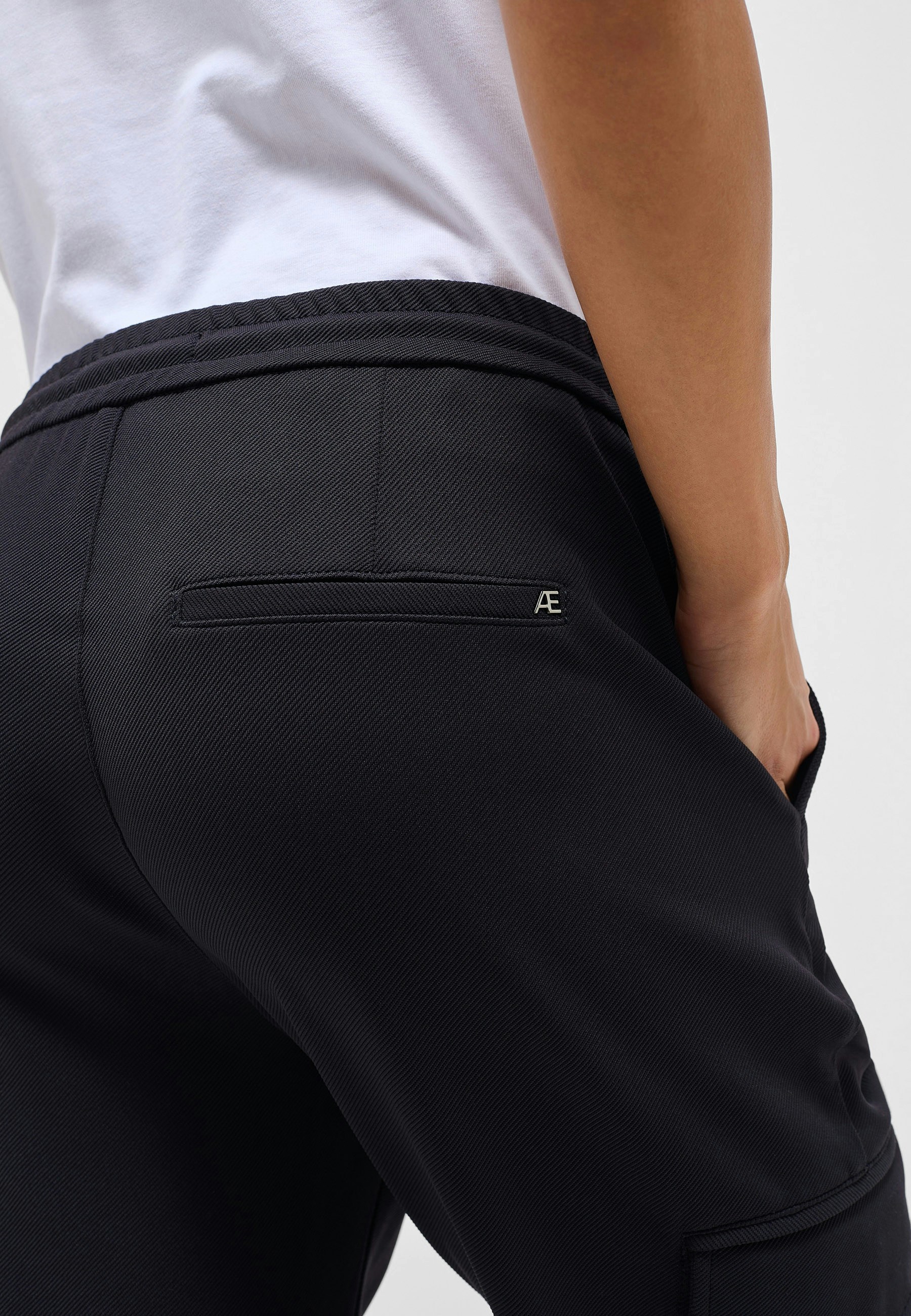 Dehnbare Hose Cropped Cargo Jogger