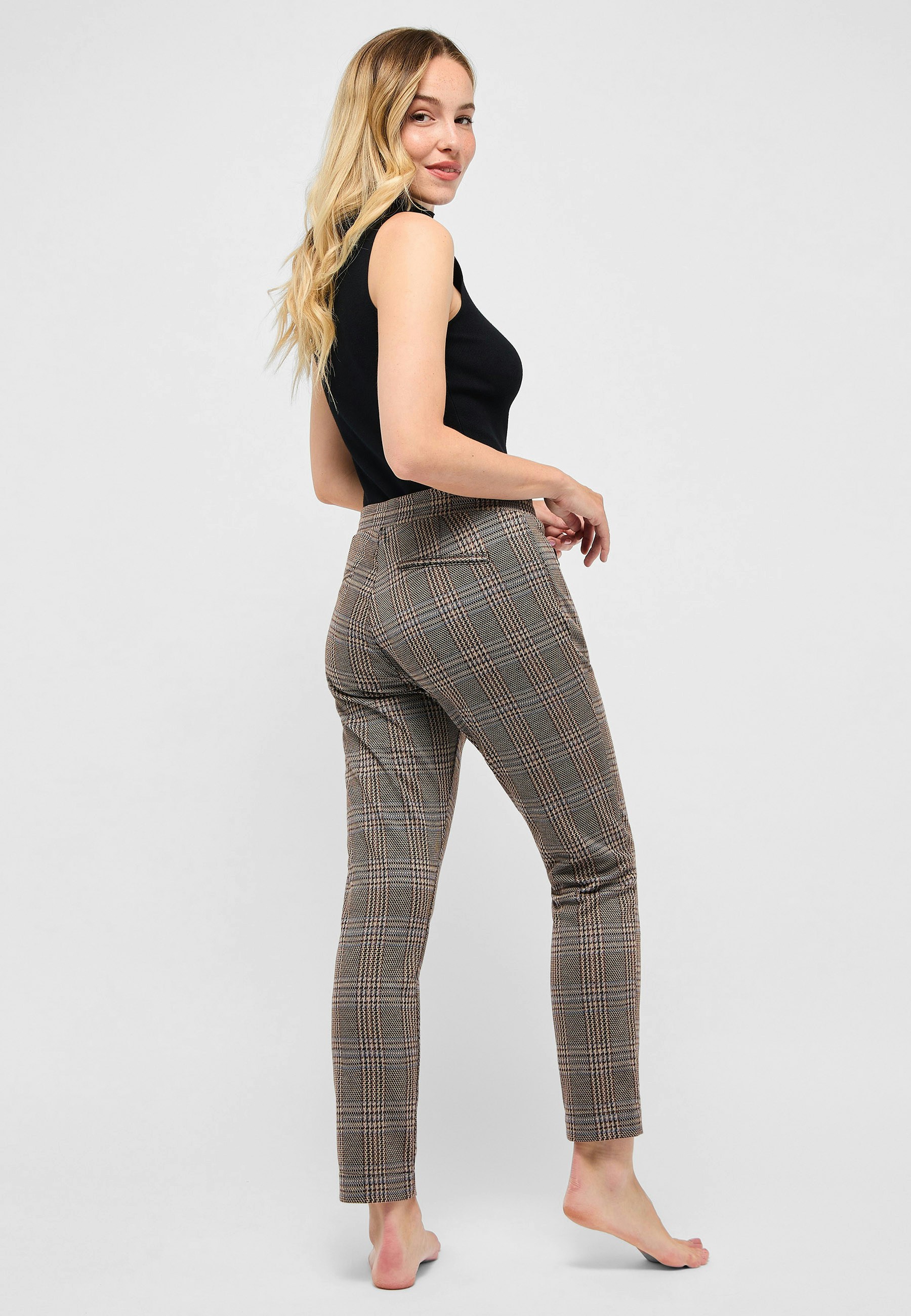 Pants Louisa Shape Zip with decorative zippers