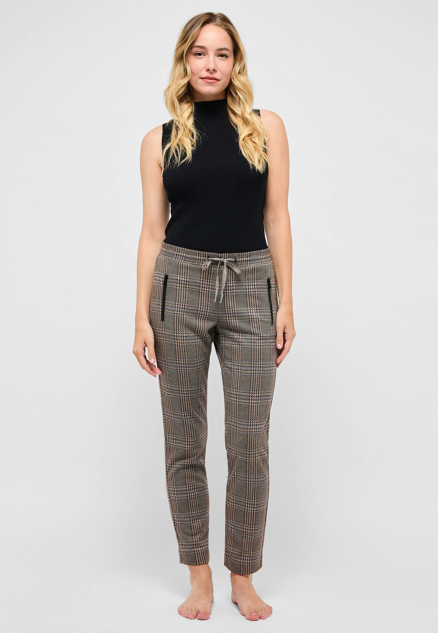 Pants Louisa Shape Zip with decorative zippers