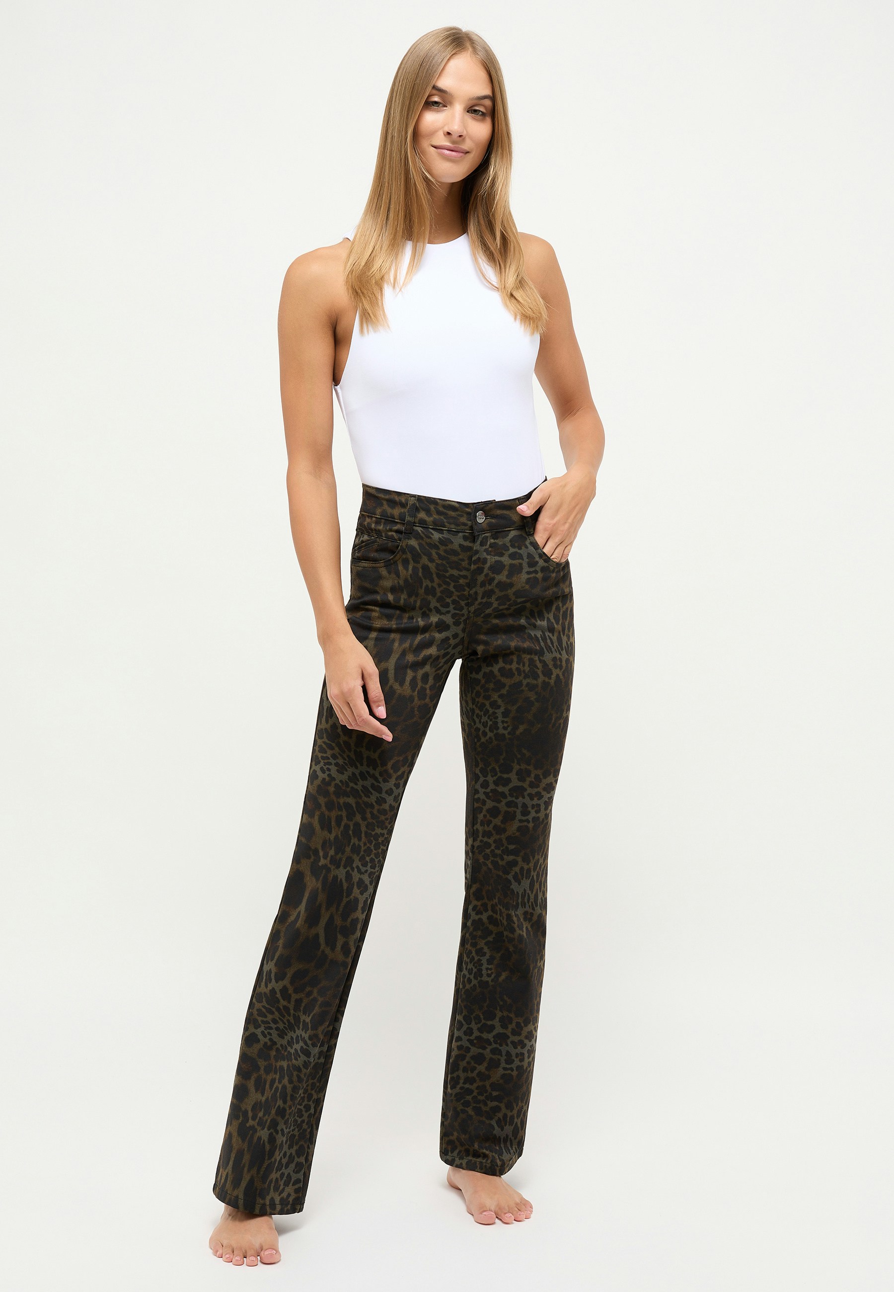 Pants Leni Flared with leopard pattern