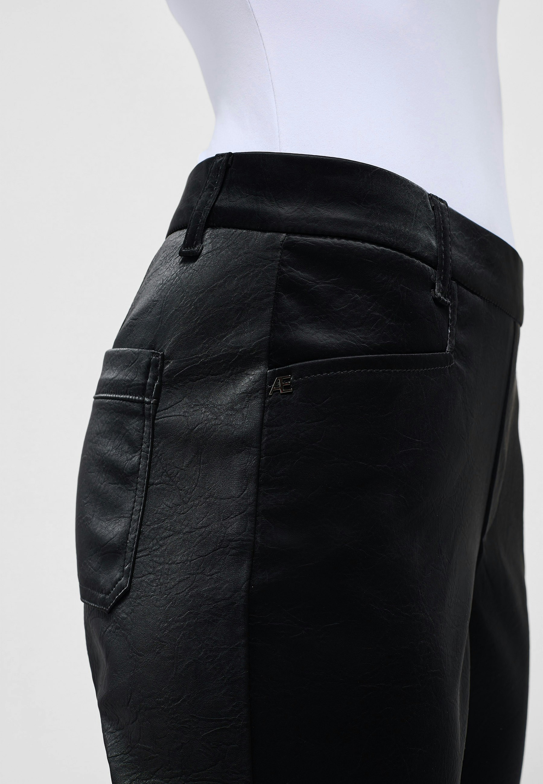 Hose Bootcut mit Glam Fake Leather