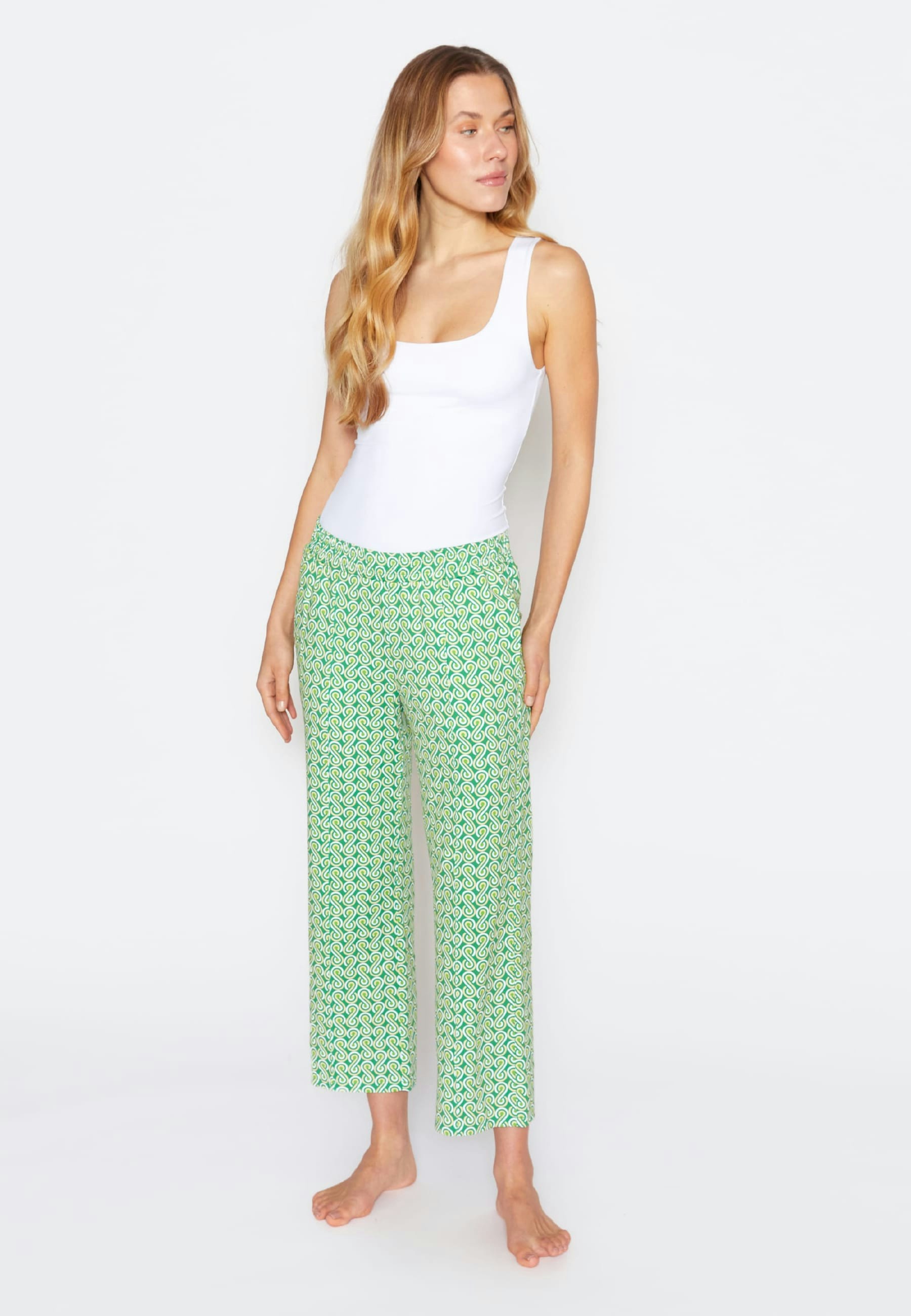 Pants Jogger Culotte with 70s print