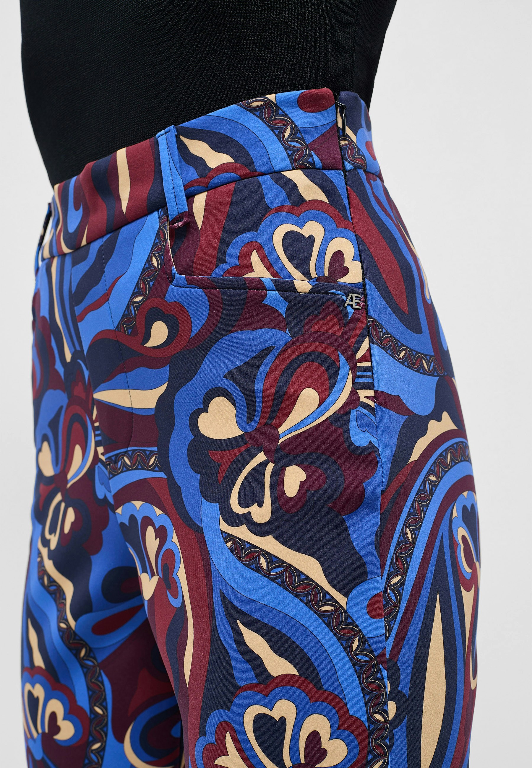 Hose Bootcut mit Modern Flower Print