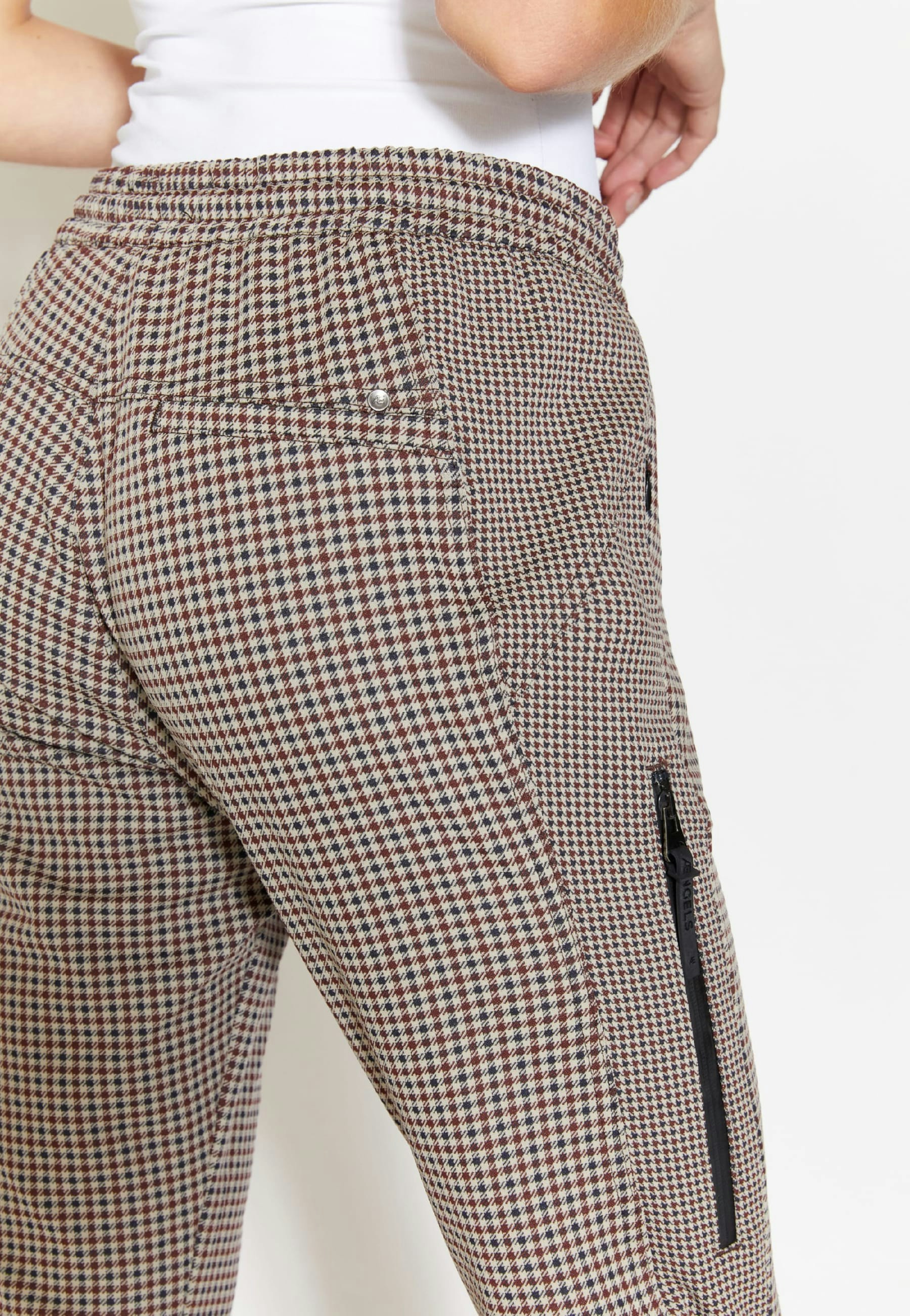 Fabric pants Louisa Crazy Zip with checked allover pattern