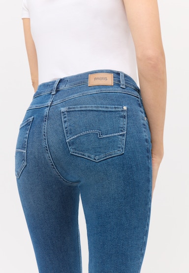 Jeans Cici with used wash