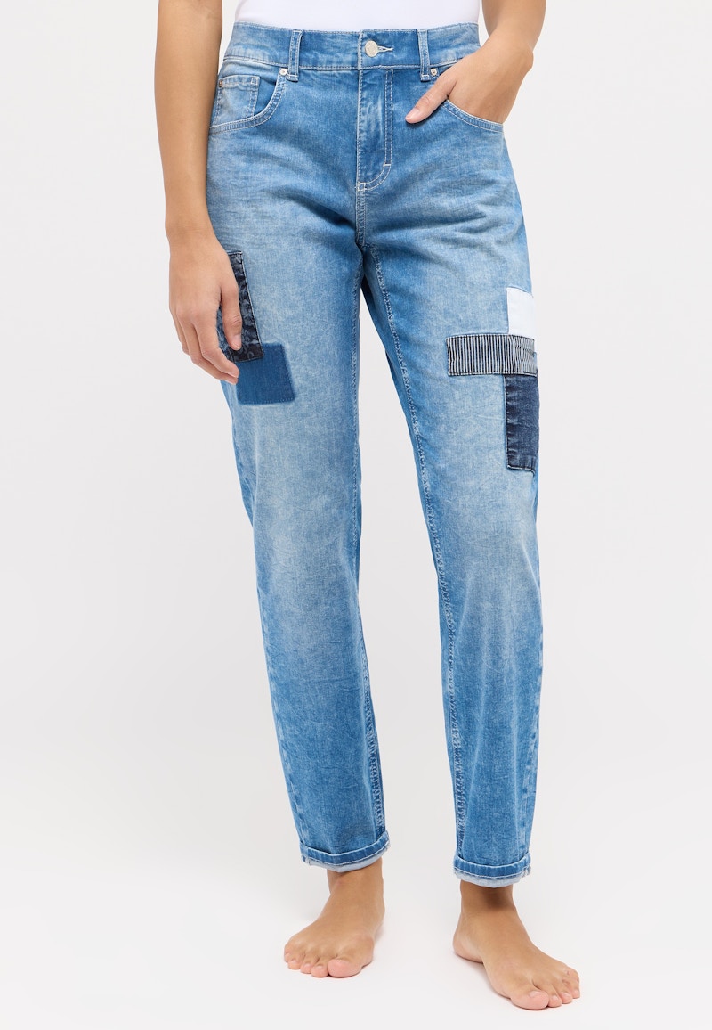 Jeans Boyfriend mit Patches