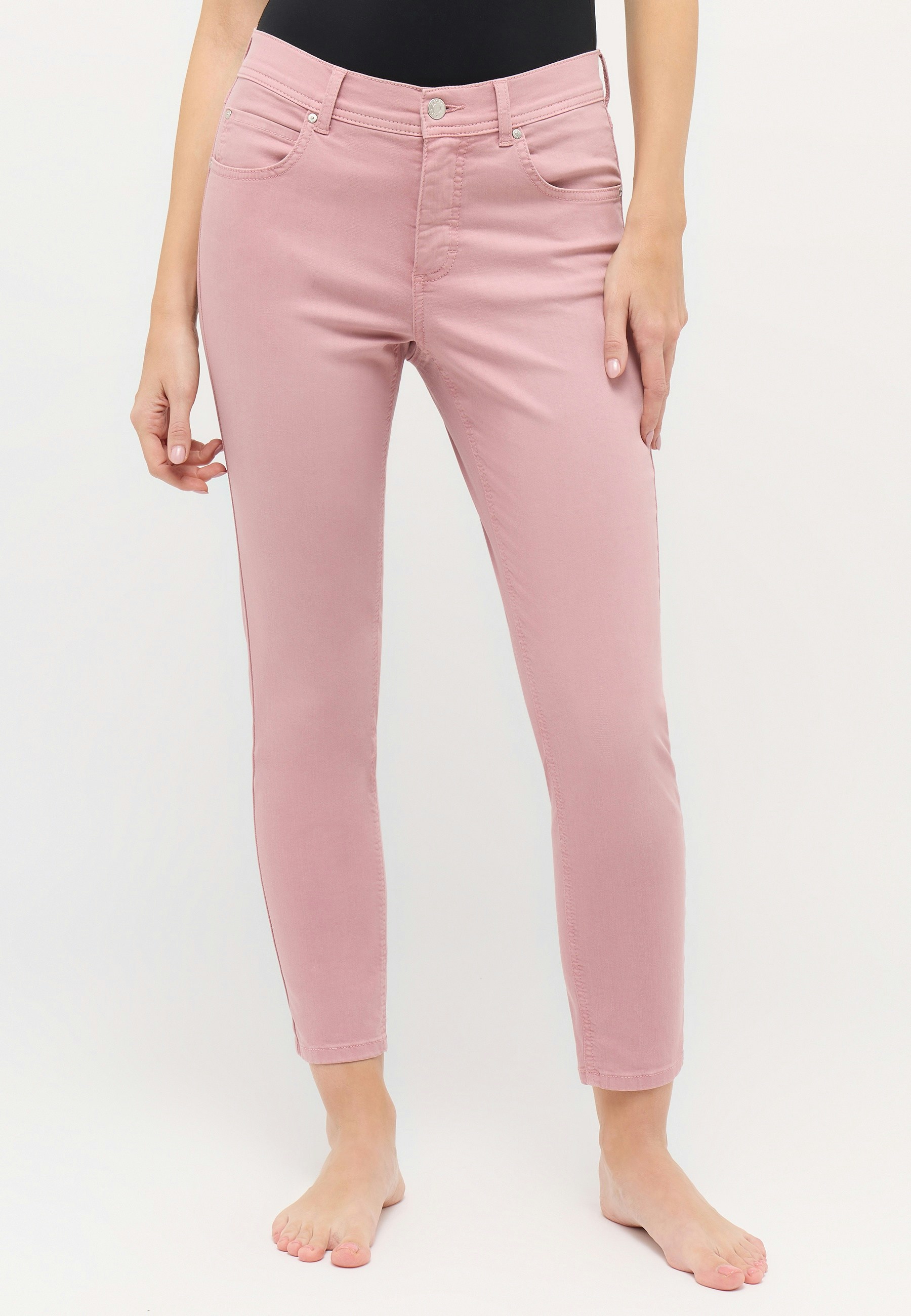 Jeans Ornella with distressed wash