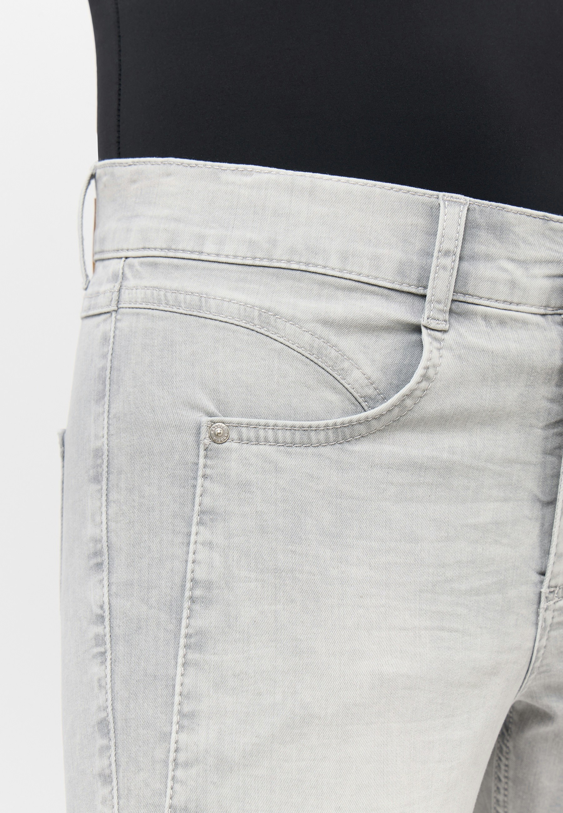 Jeans Ornella Seam mit Used-Waschung