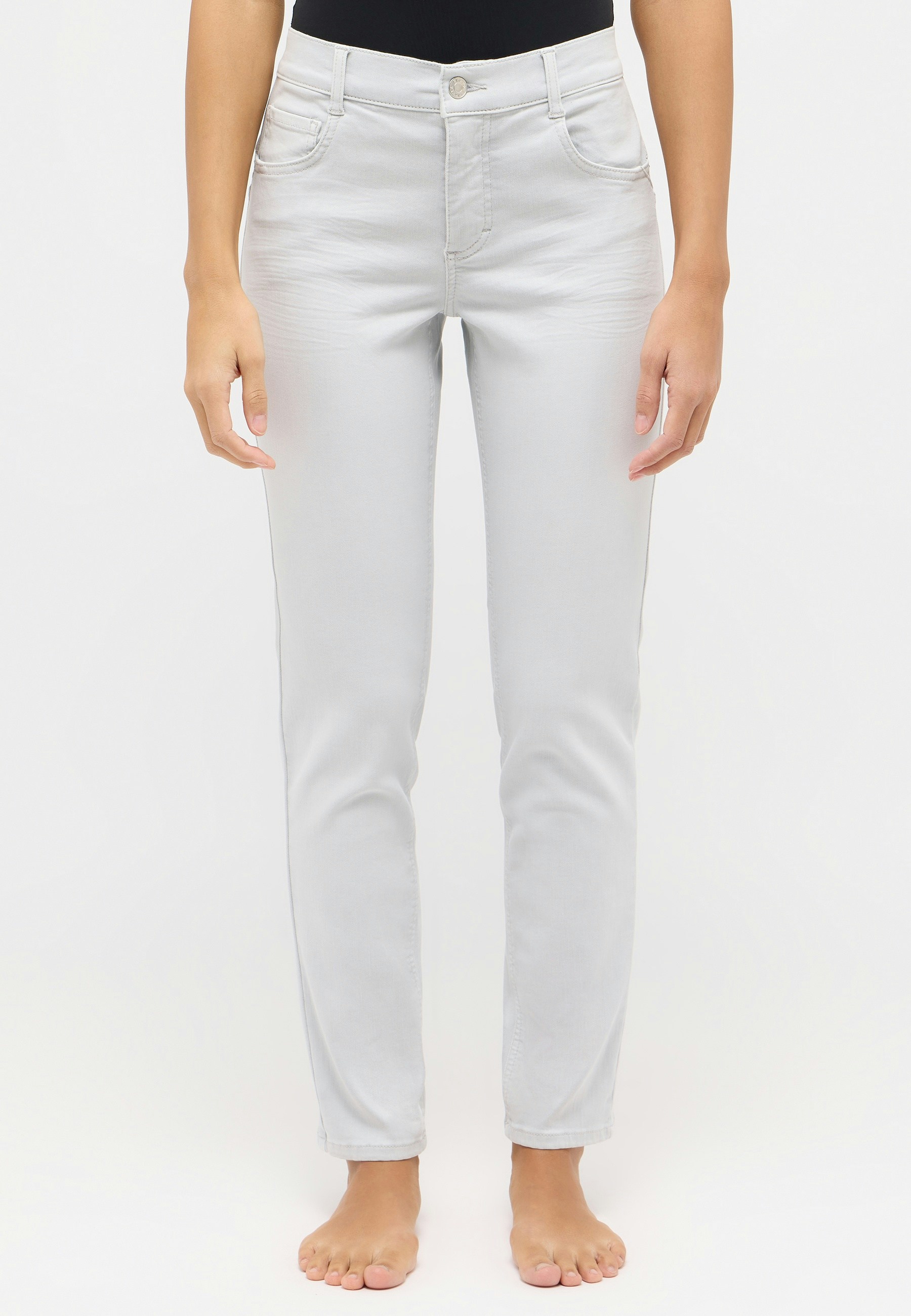 Push-Up Skinny Jeans