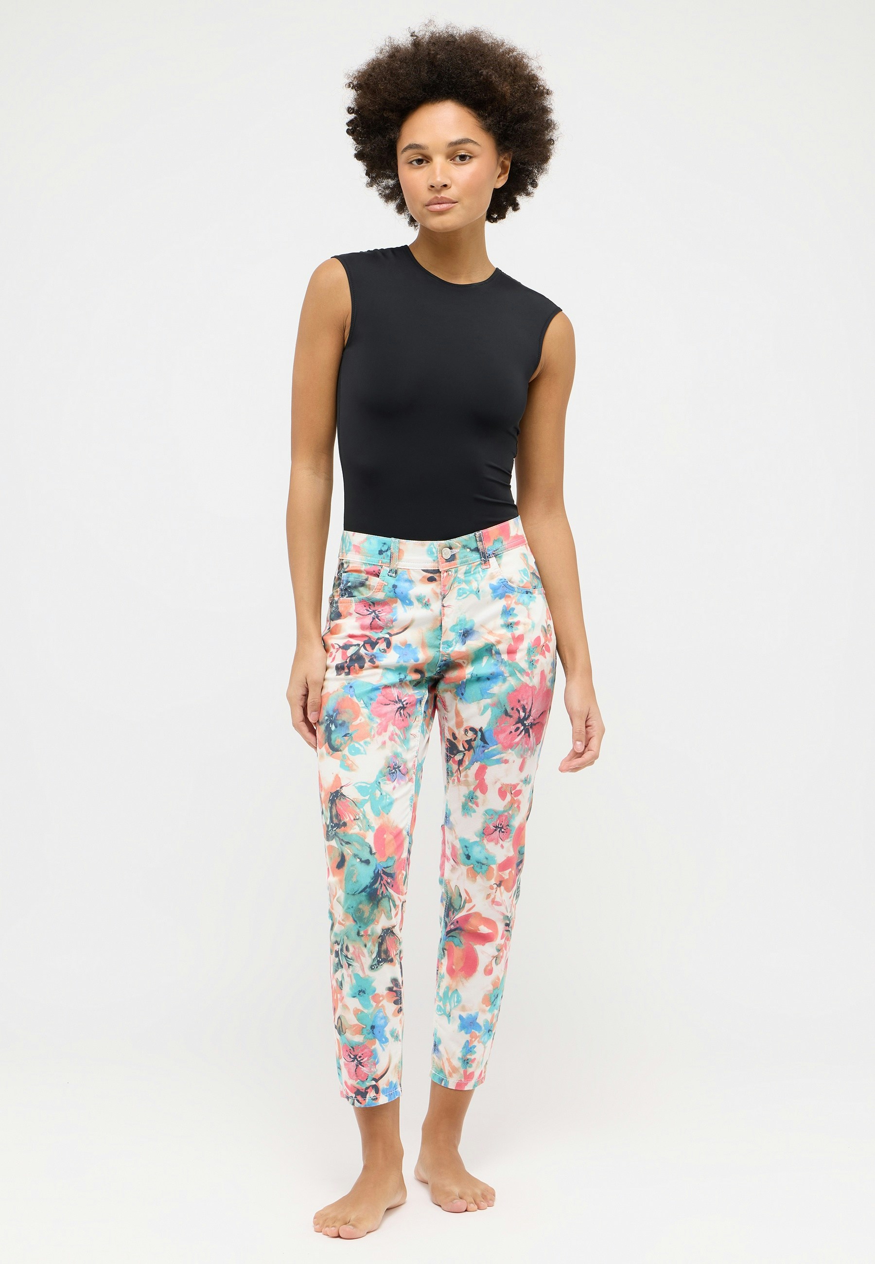 Hose Ornella mit floralem Muster