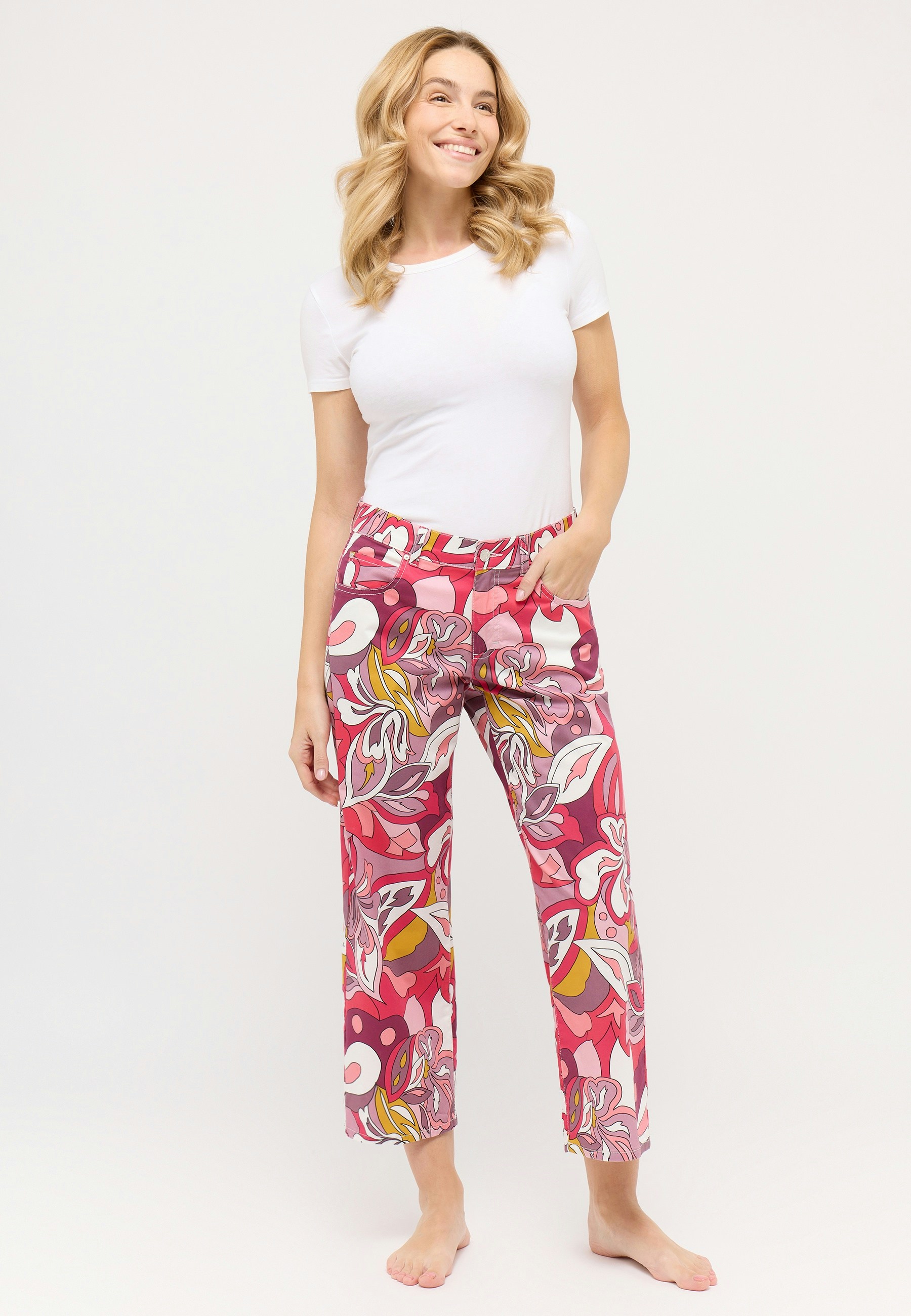 Hose Linn mit Ornamenten