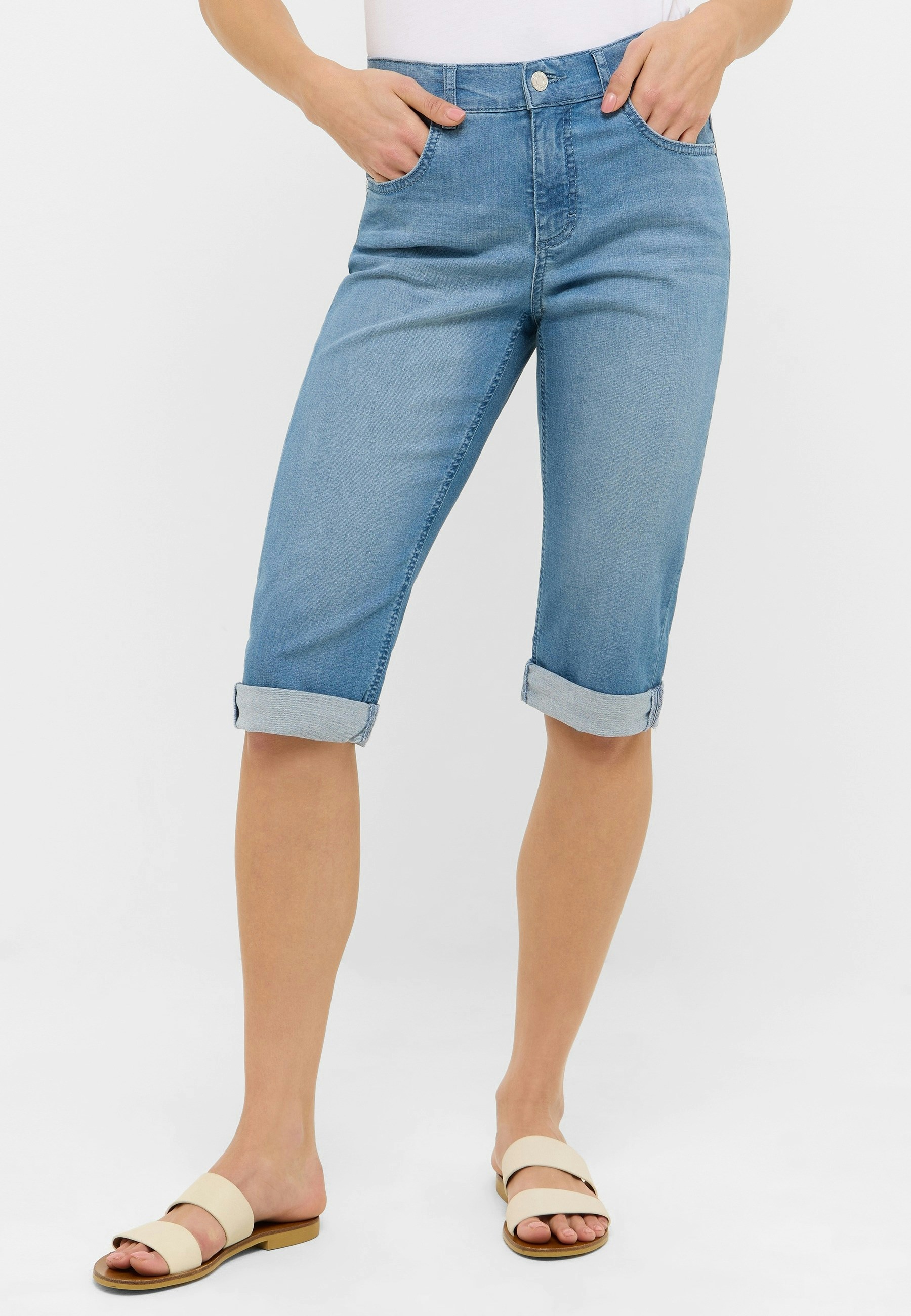 Jeans Capri TU with distressed look
