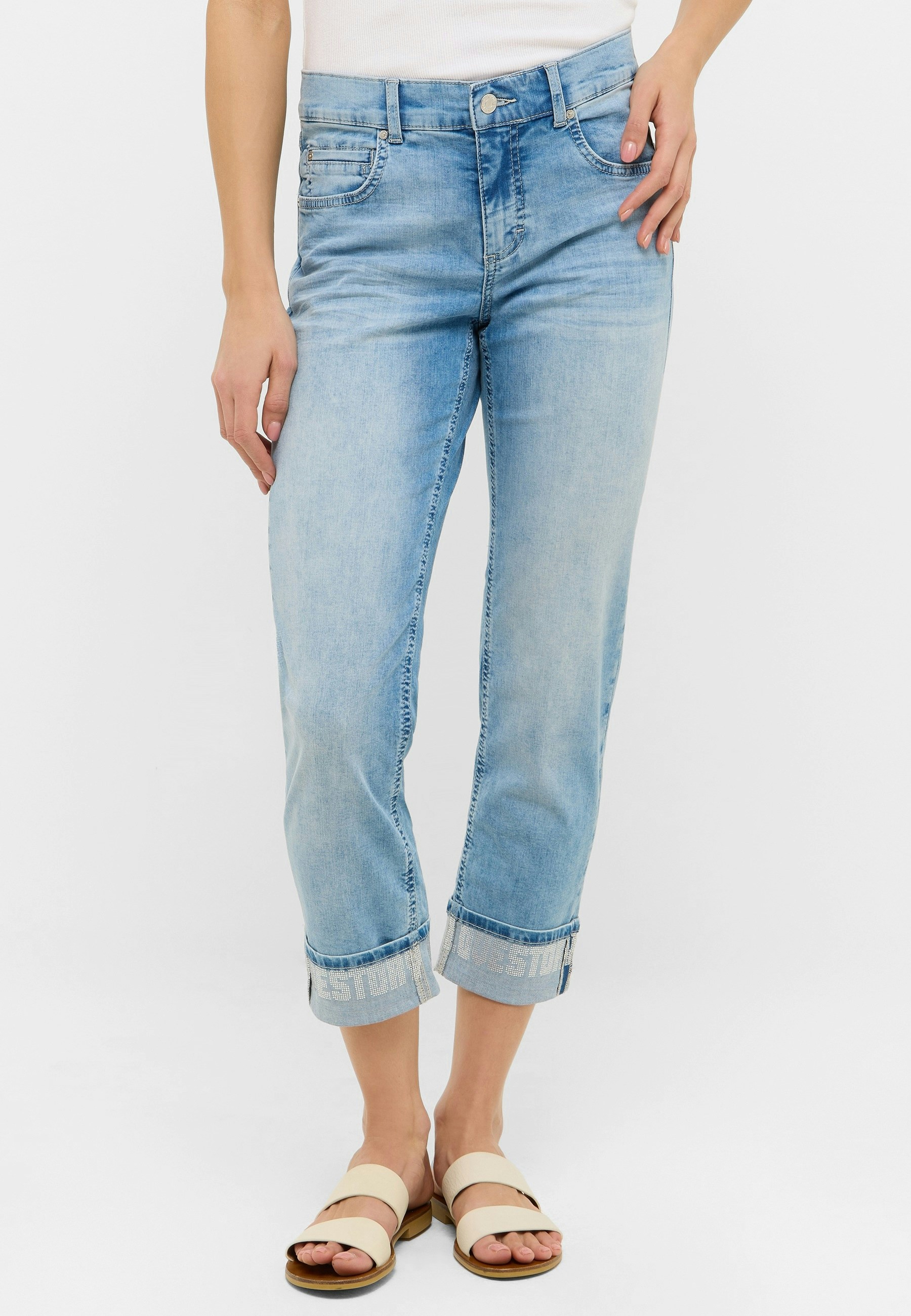 Jeans Cici Crop Word mit Schriftzug