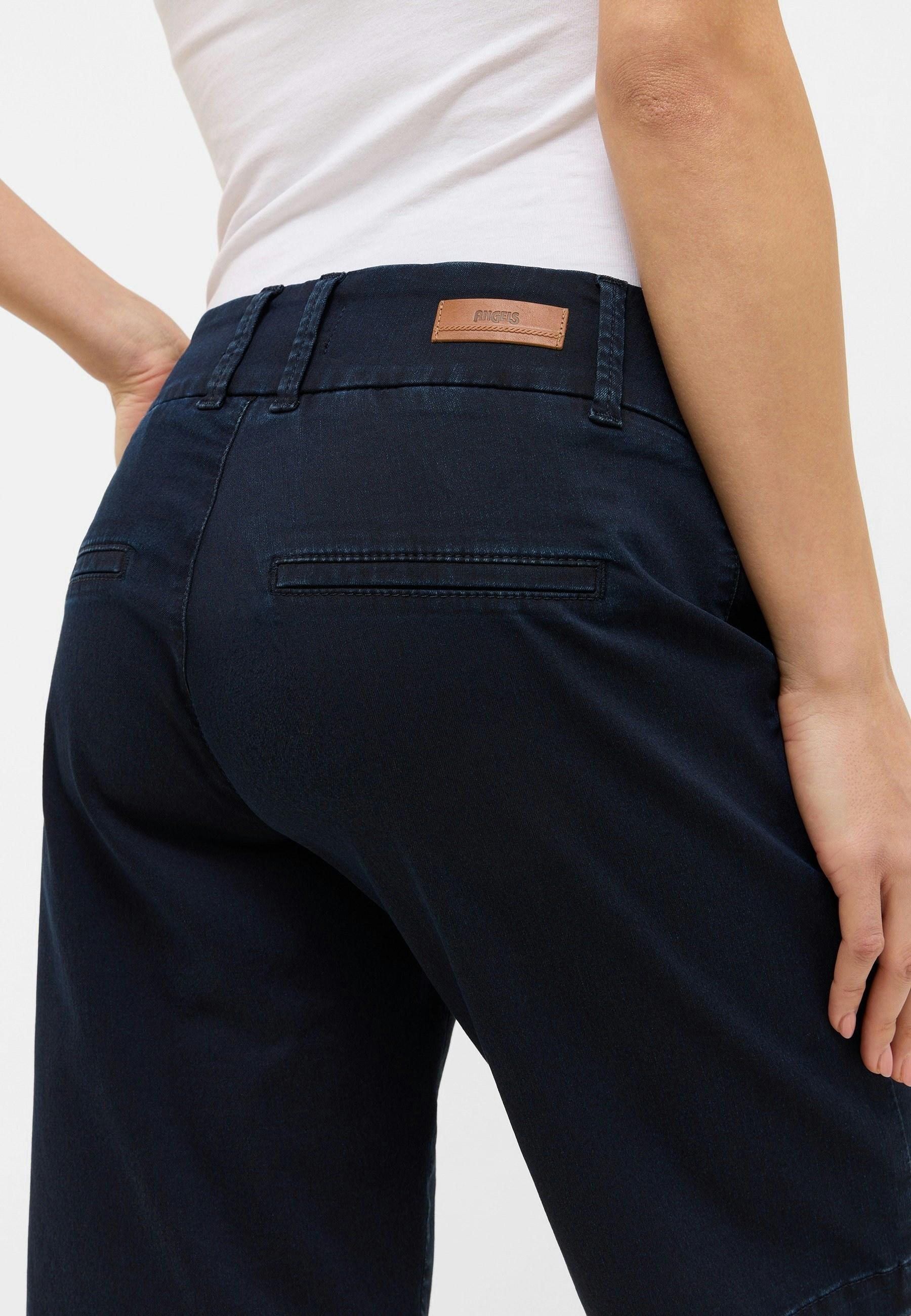 Jeans Bermuda Chic with Coloured Denim