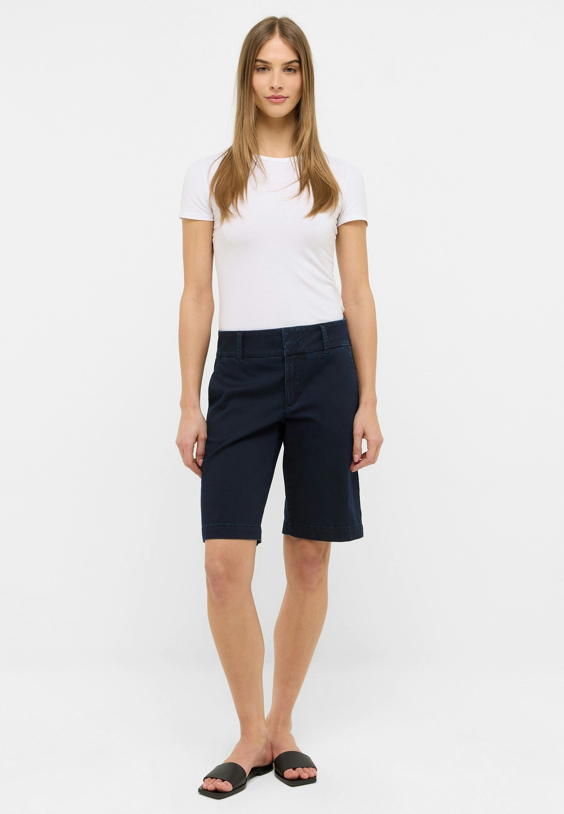 Jeans Bermuda Chic with Coloured Denim