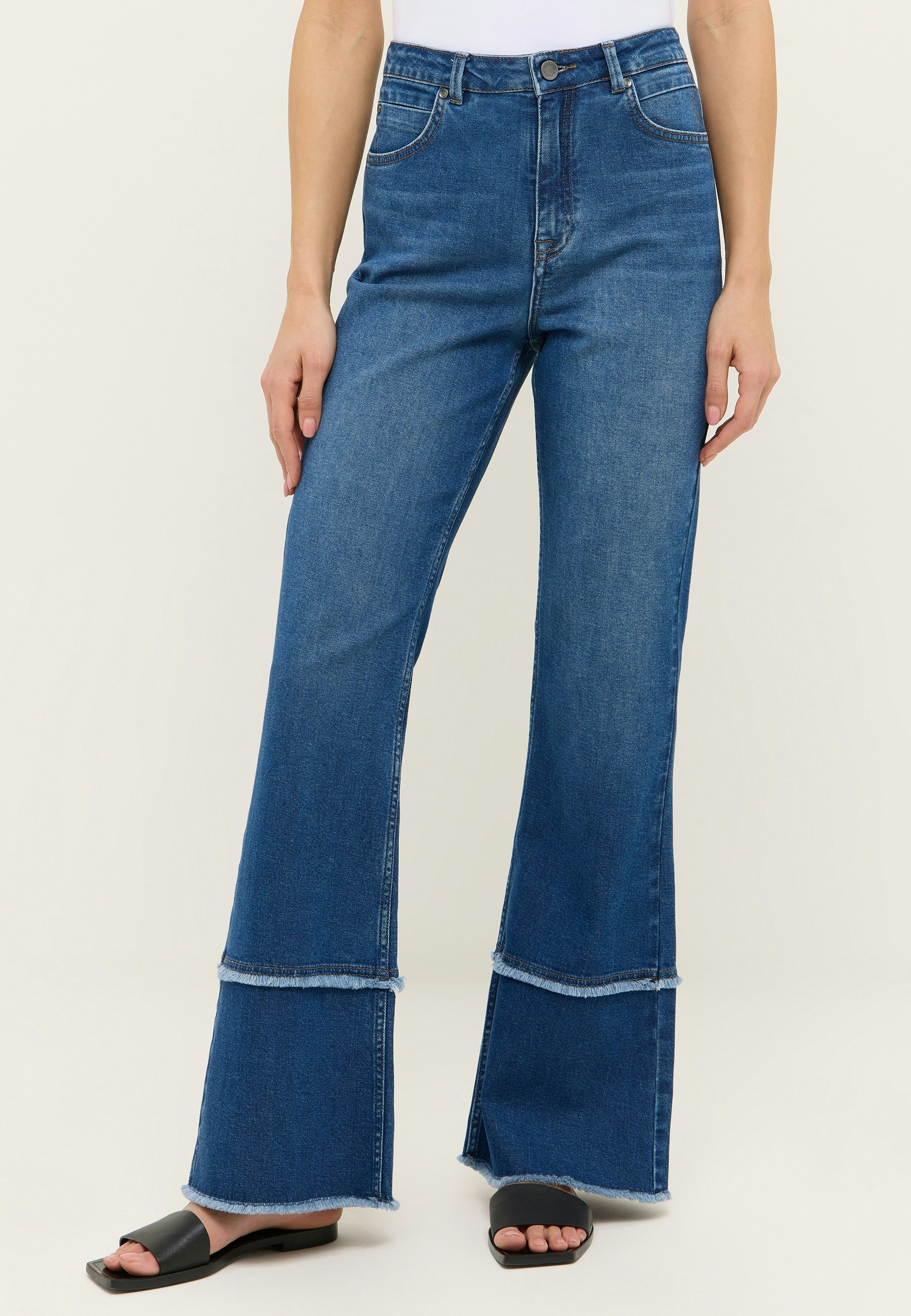 Jeans Fringed Bootcuts