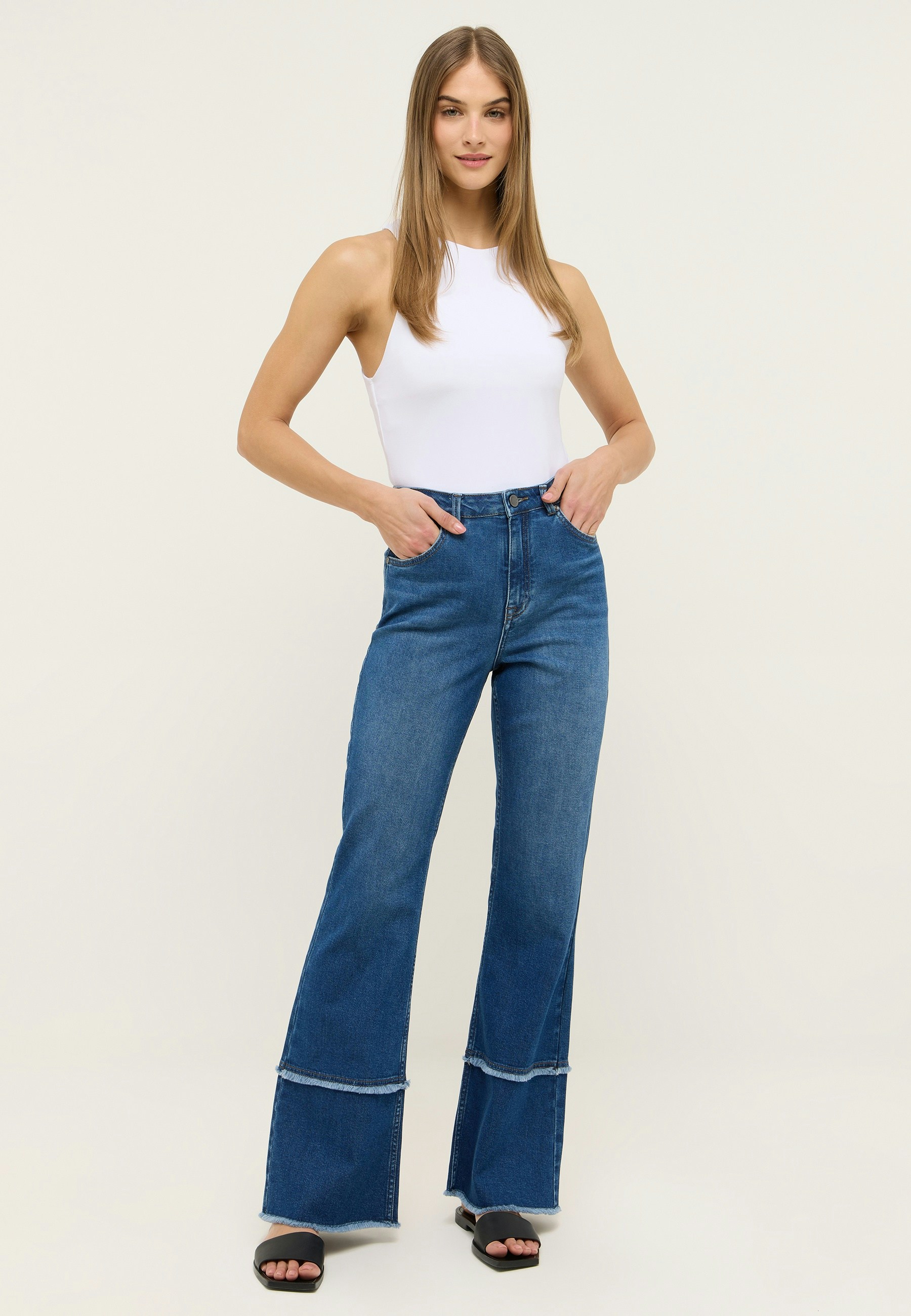 Jeans Fringed Bootcuts