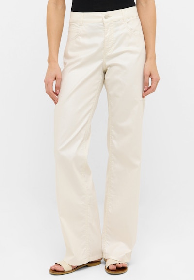 Hose Liz in Coating-Optik