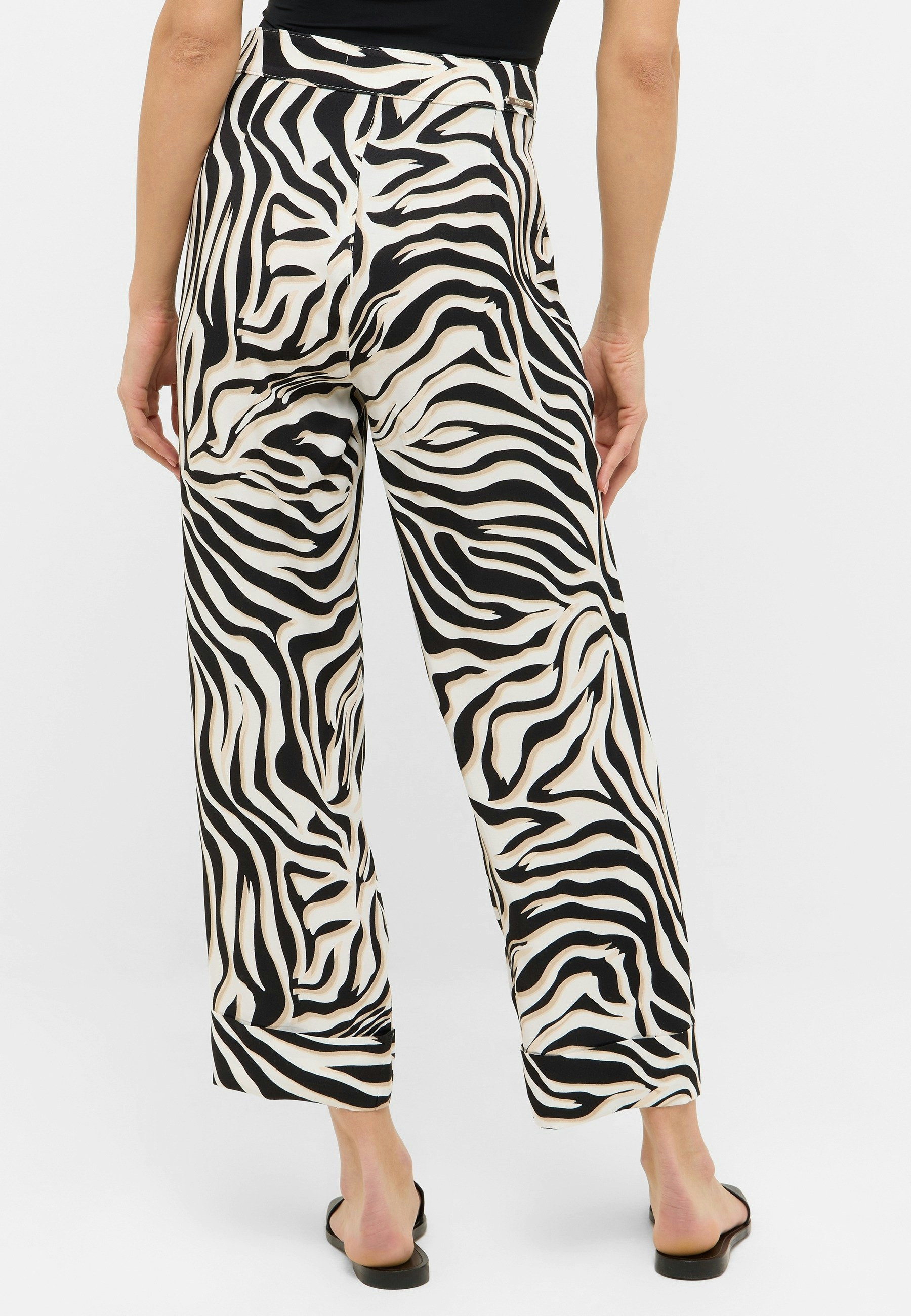 Hose Liberta TU im Zebramuster