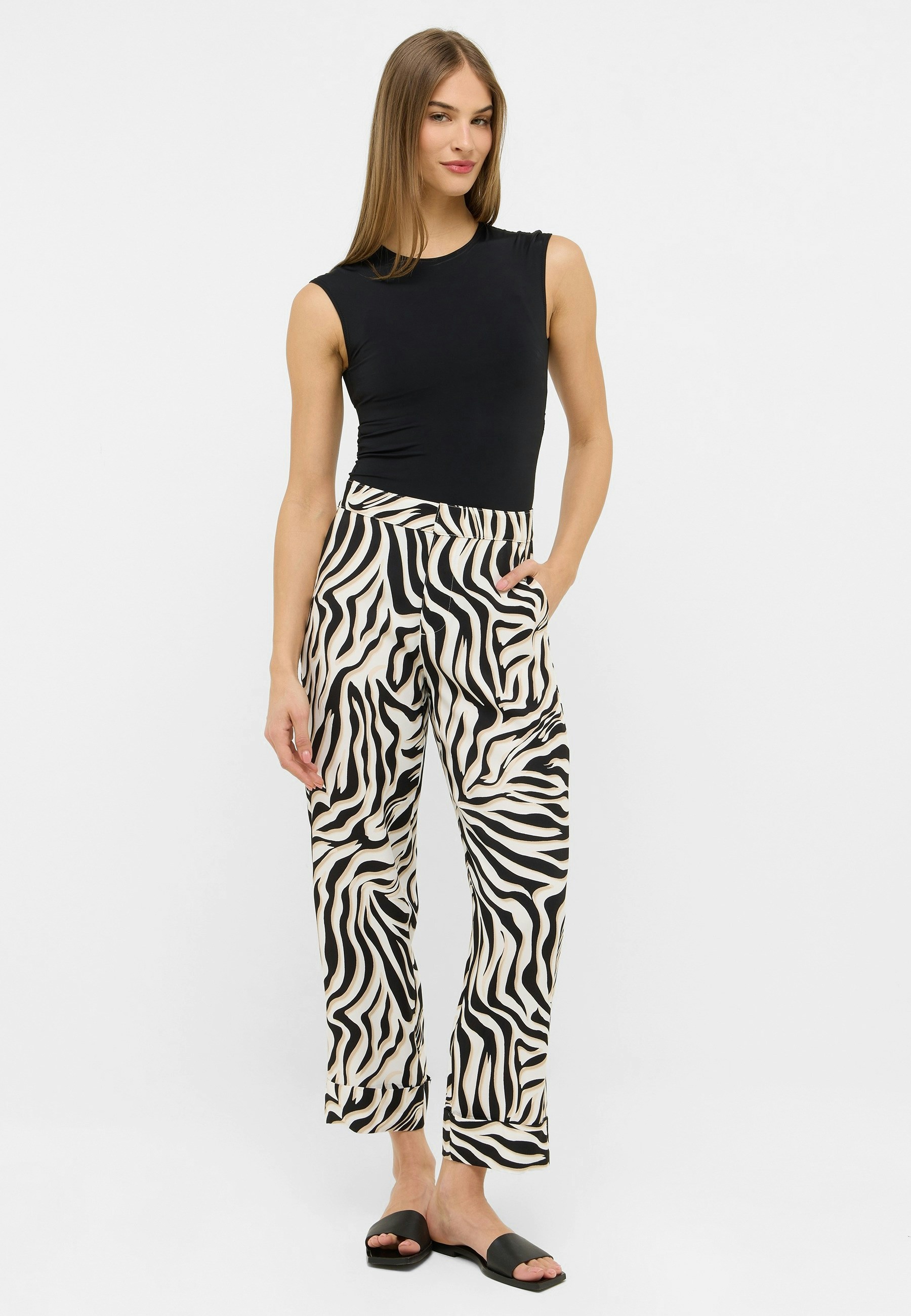 Hose Liberta TU im Zebramuster