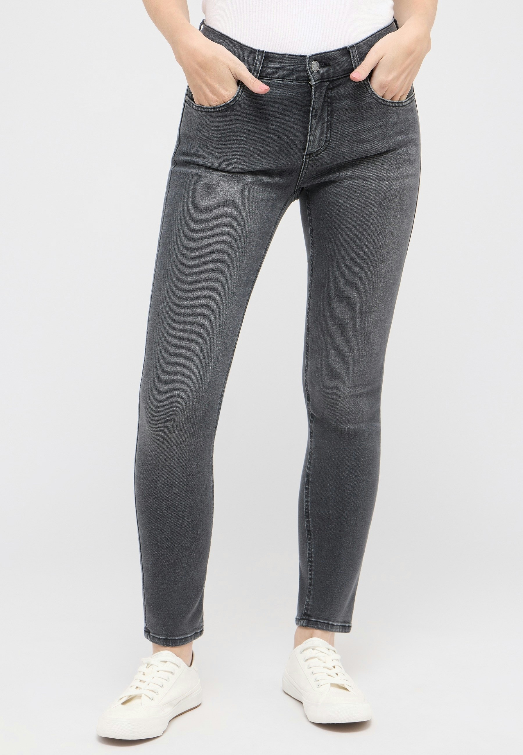 Jeans Skinny mit Used-Waschung
