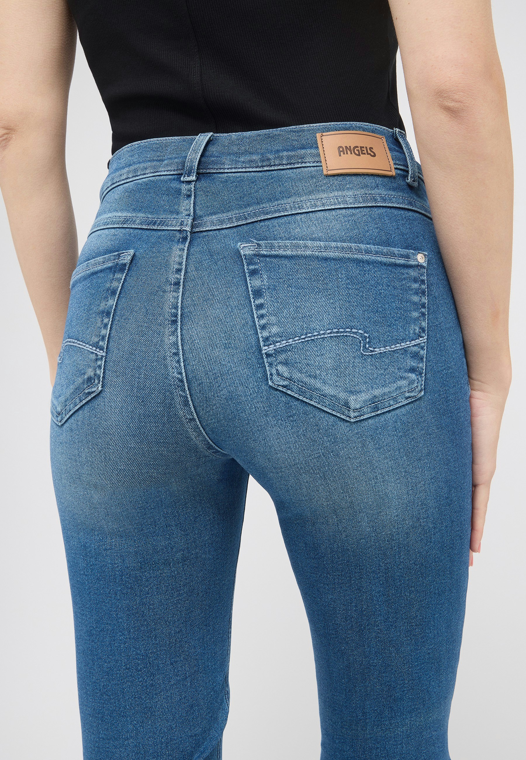 Jeans Cici mit Used-Waschung