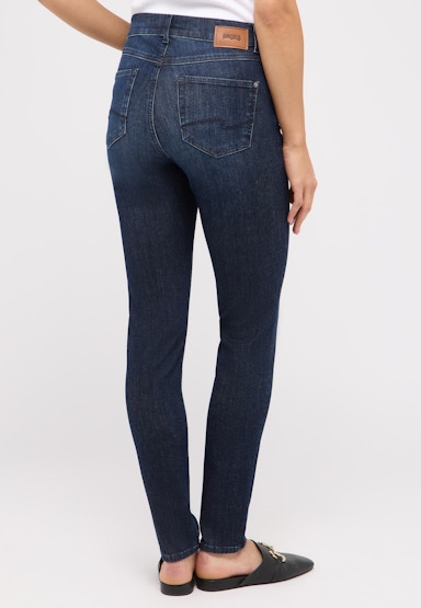 Skinny jeans with authentic denim